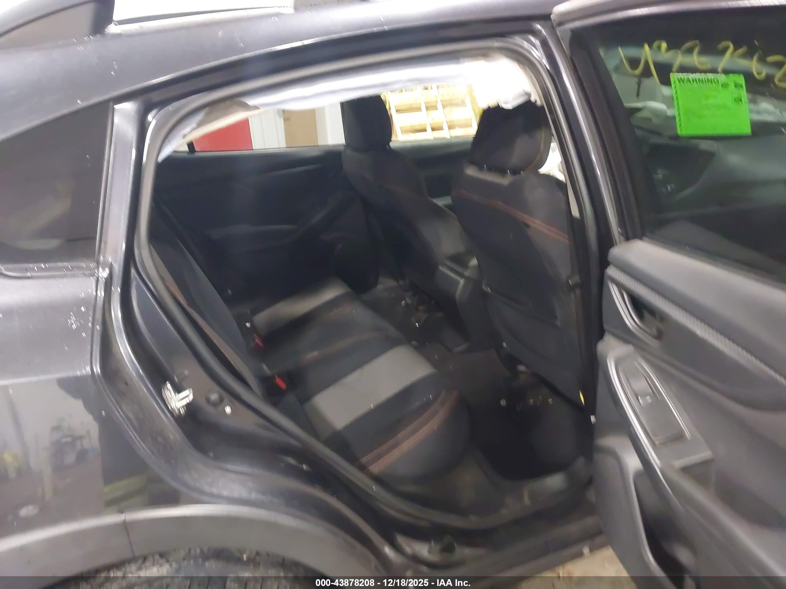 SUBARU CROSSTREK image 8