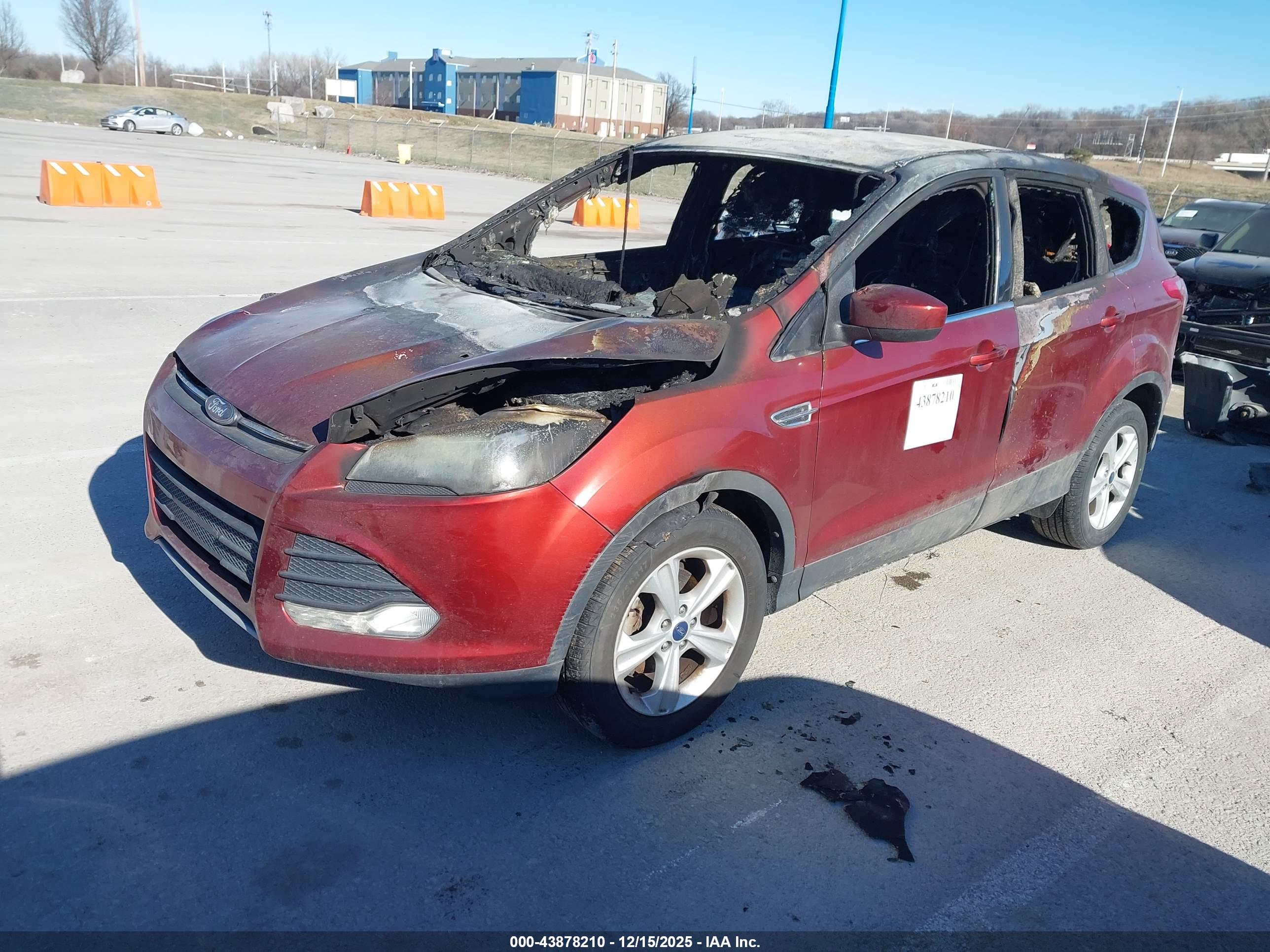 FORD ESCAPE image 2