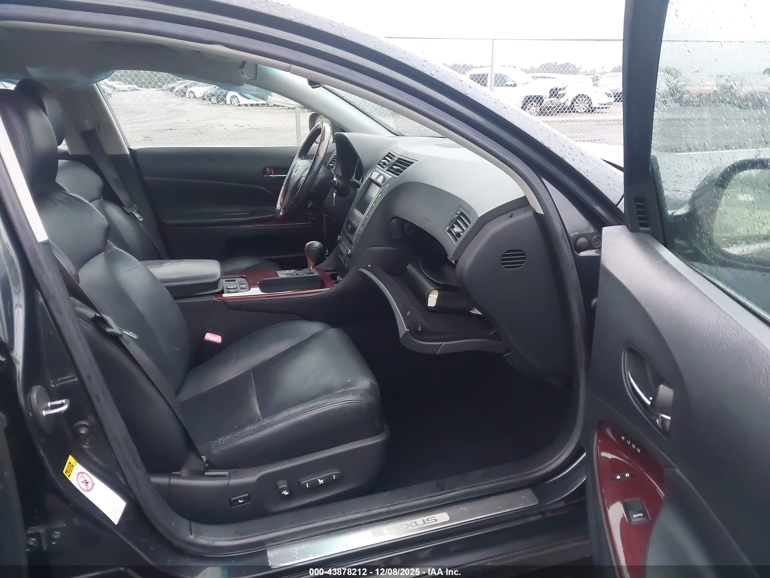 LEXUS GS image 5