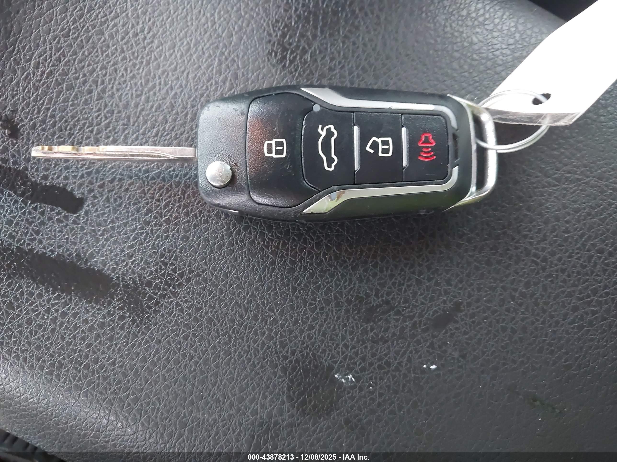 FORD MUSTANG image 11
