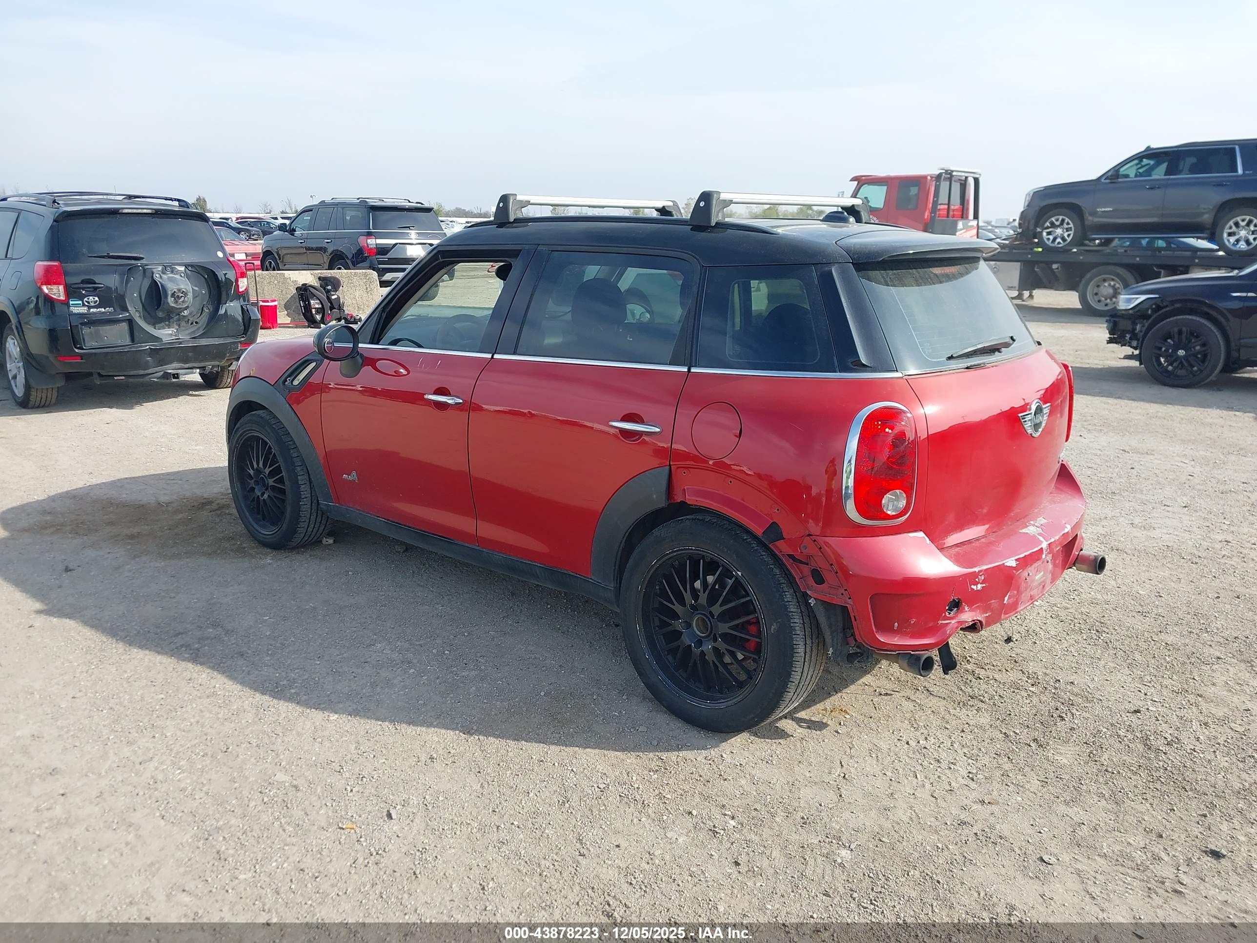MINI COUNTRYMAN image 3