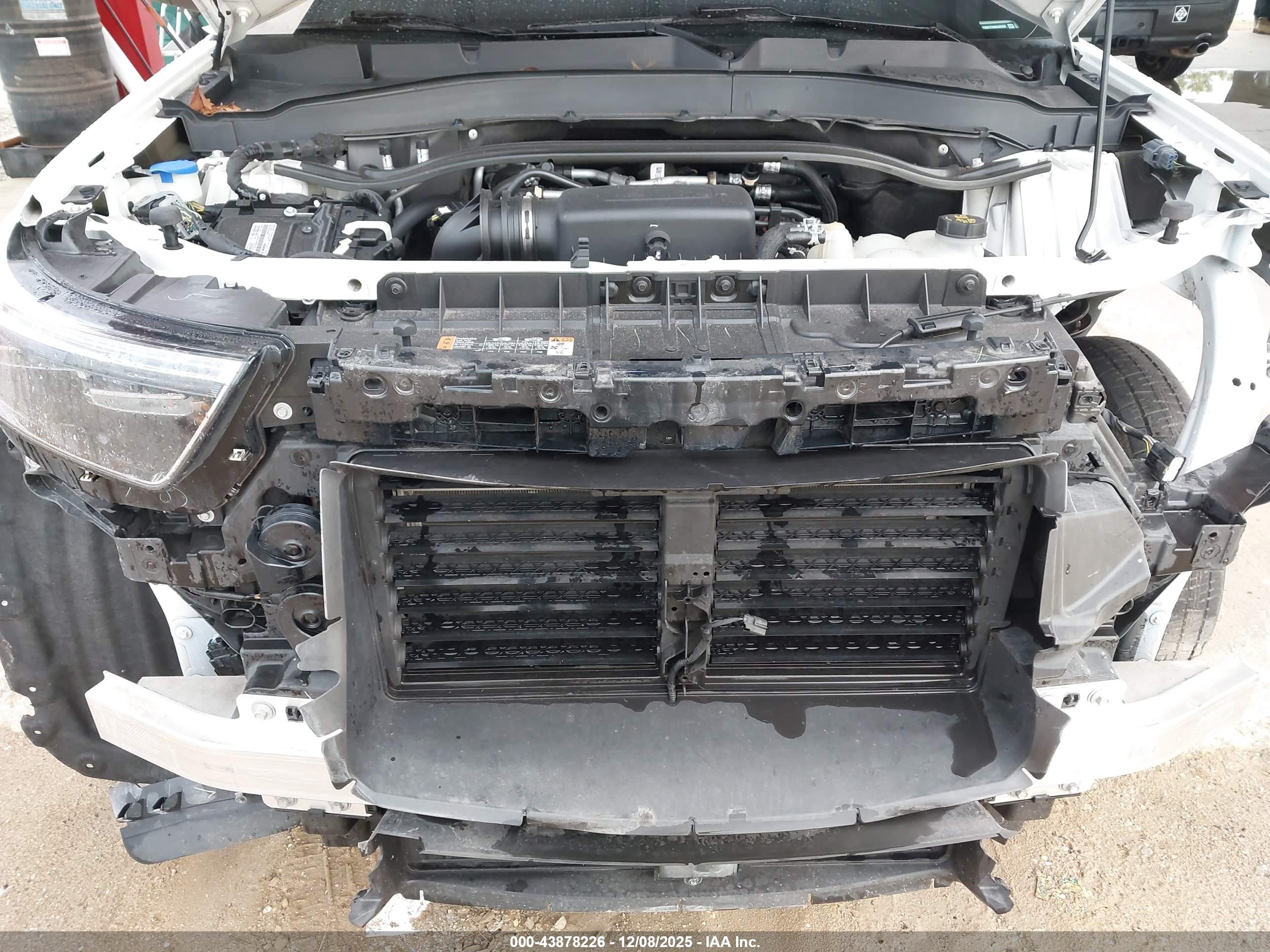 FORD EXPLORER image 10