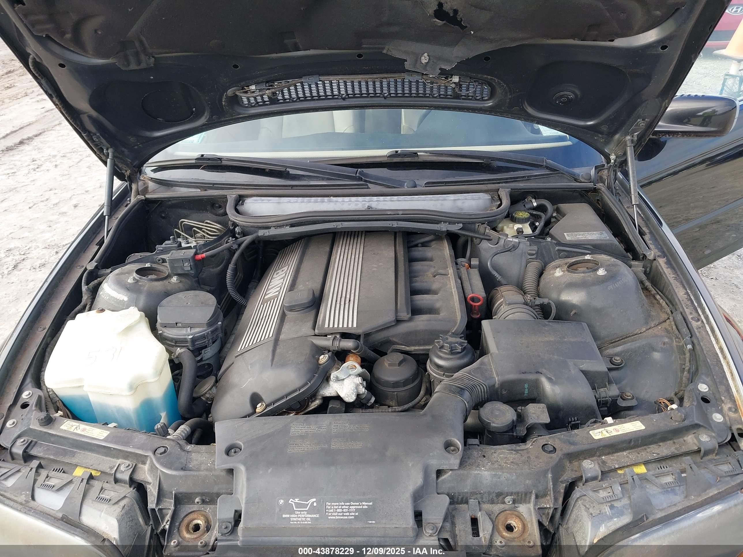 BMW 323CI image 10
