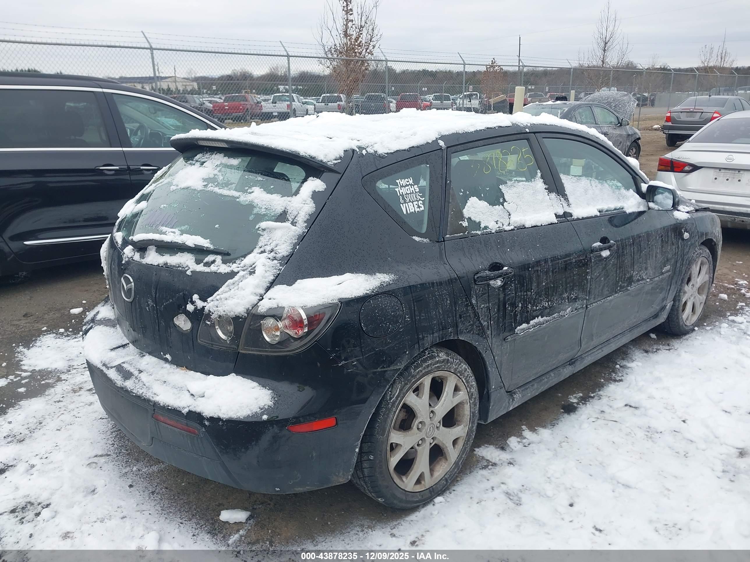 MAZDA MAZDA3 image 4