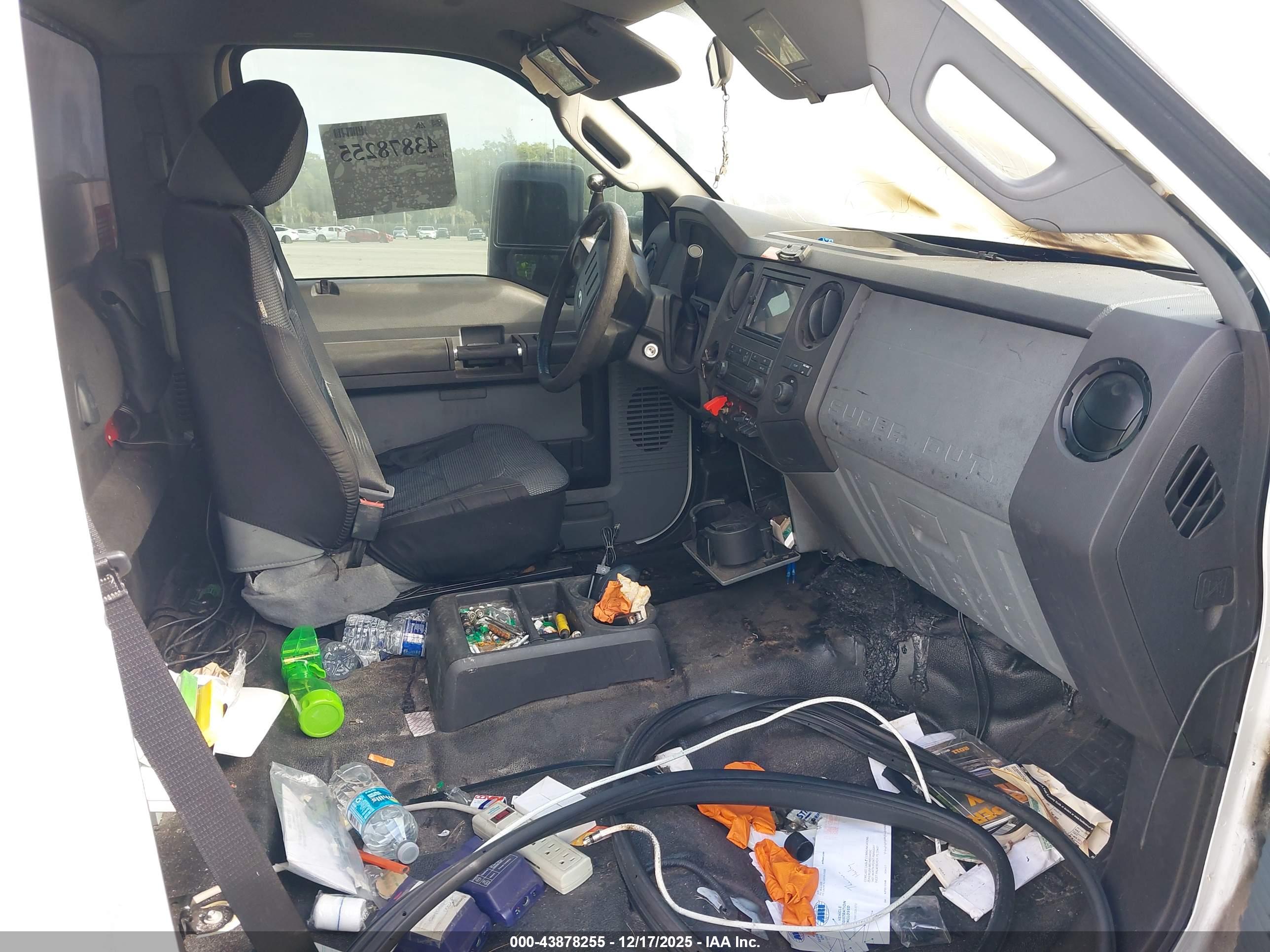 FORD F-450 image 7
