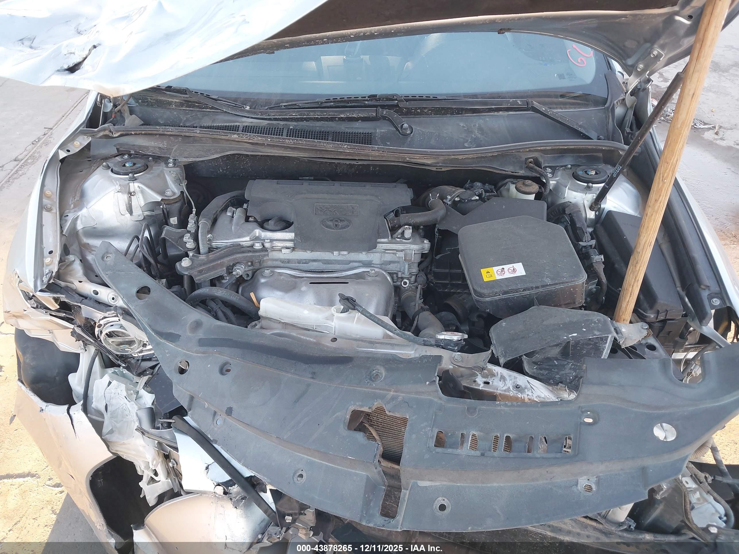 TOYOTA CAMRY image 10