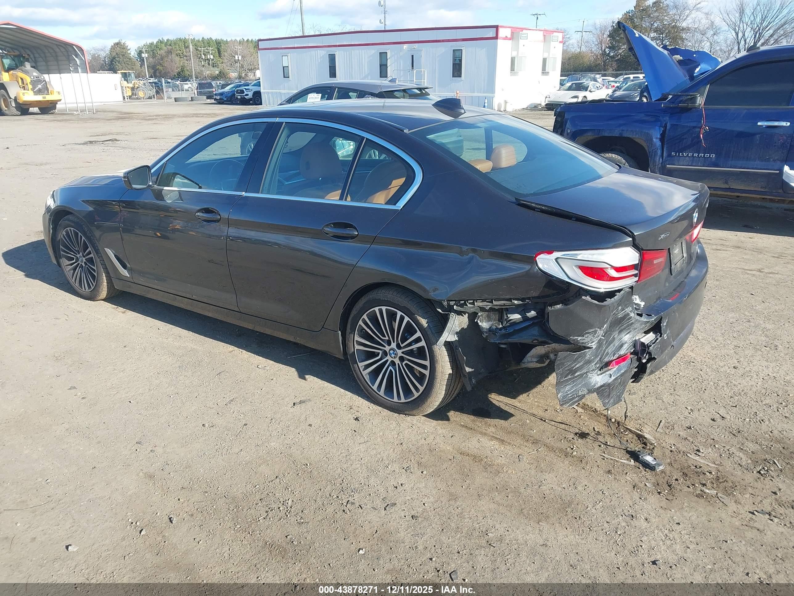 BMW 530I image 3