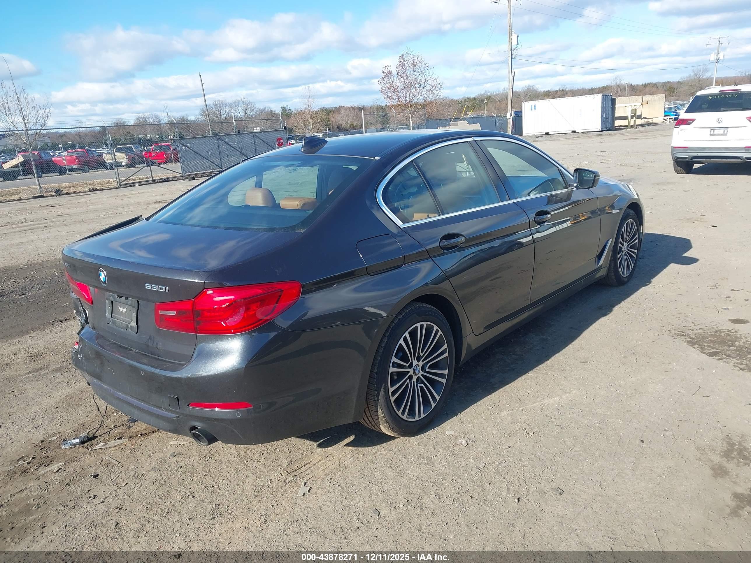 BMW 530I image 4
