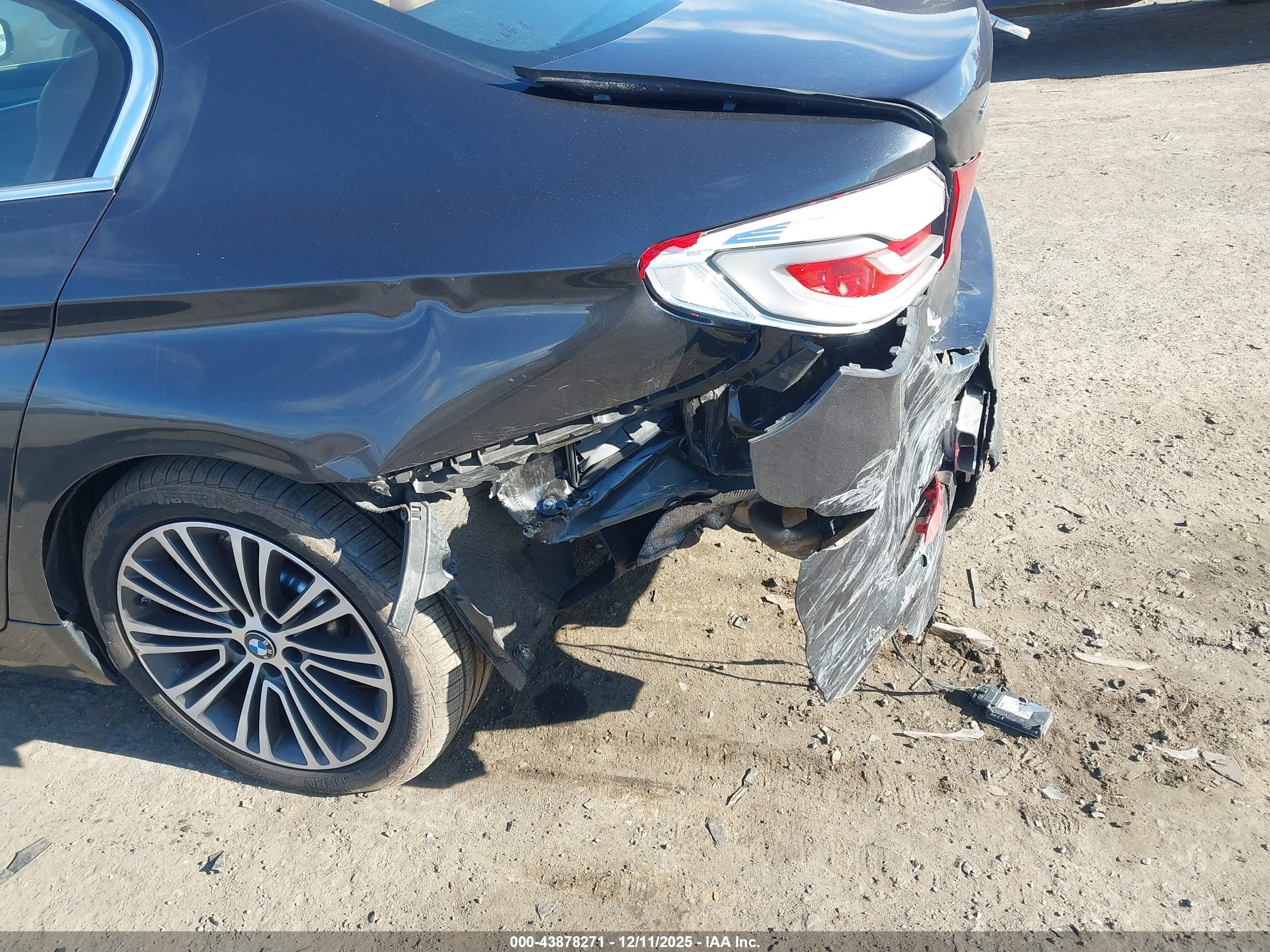 BMW 530I image 6