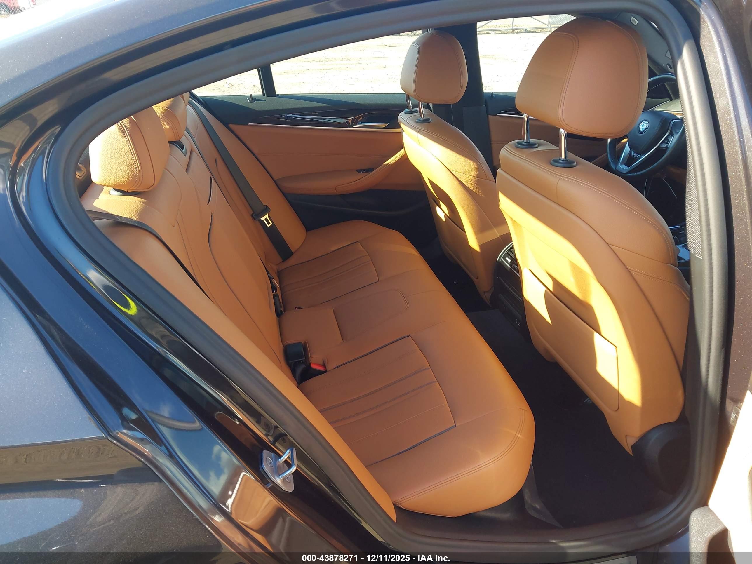 BMW 530I image 8