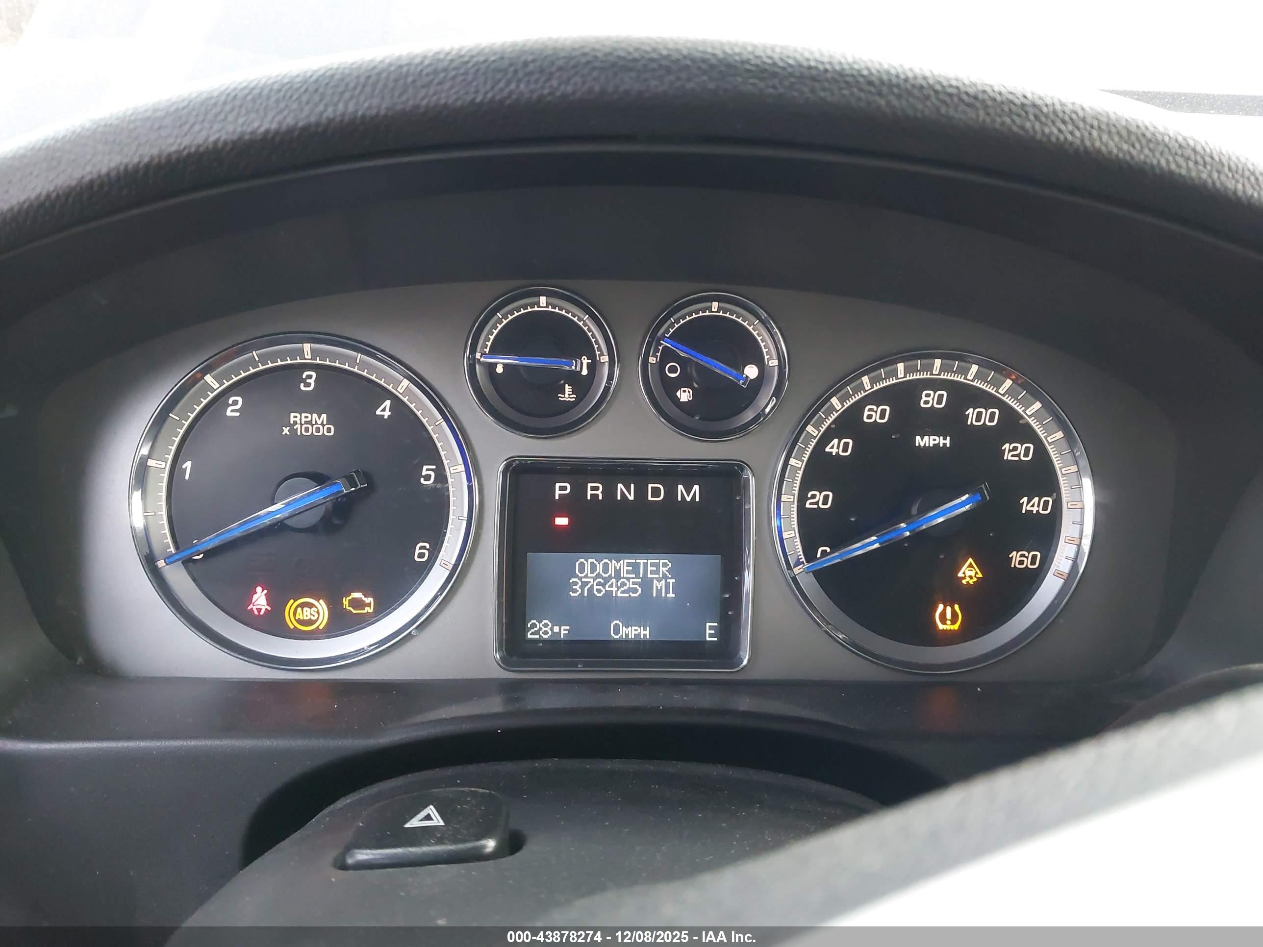 CADILLAC ESCALADE image 7