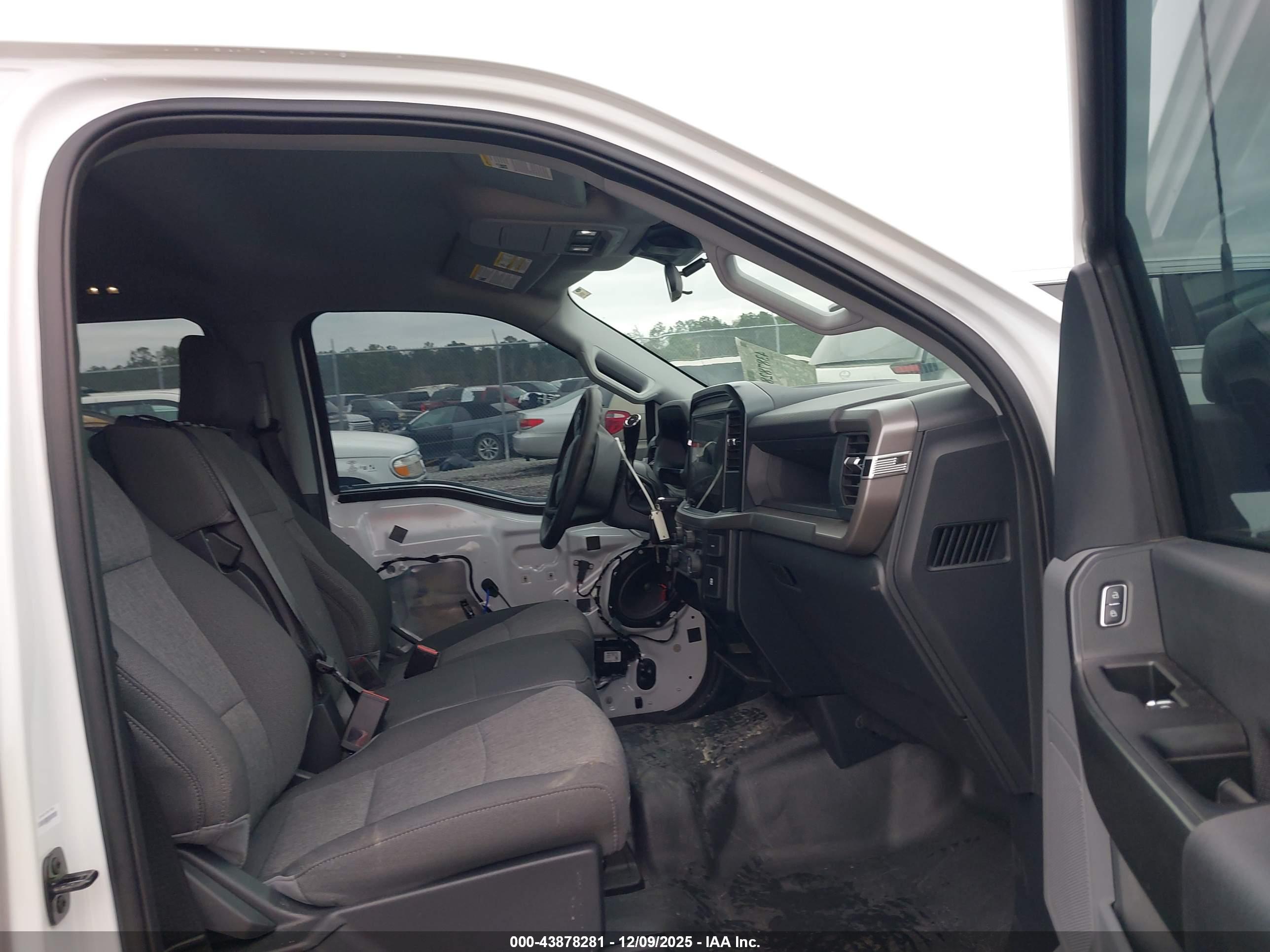 FORD F-150 image 5