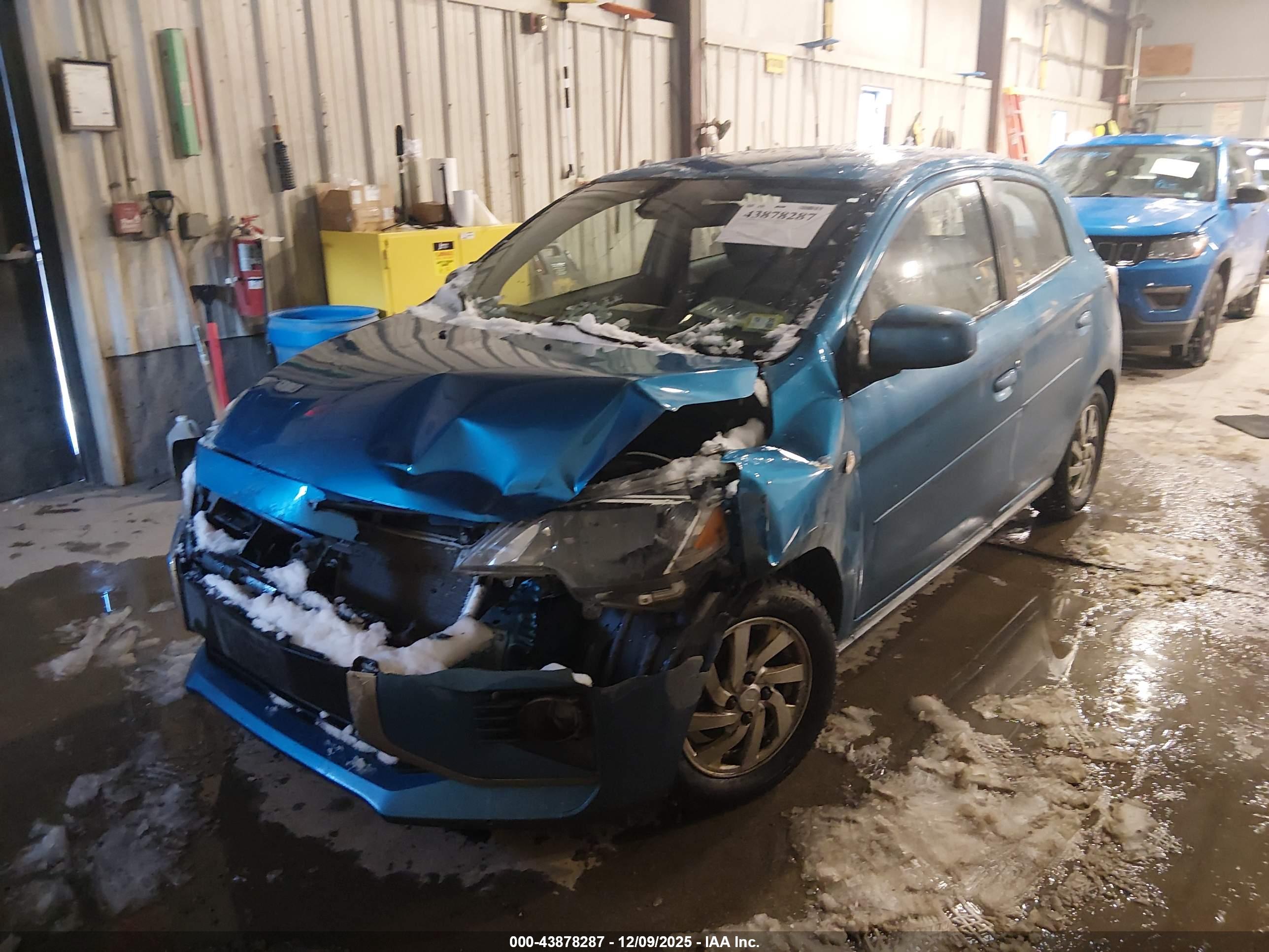 MITSUBISHI MIRAGE image 6