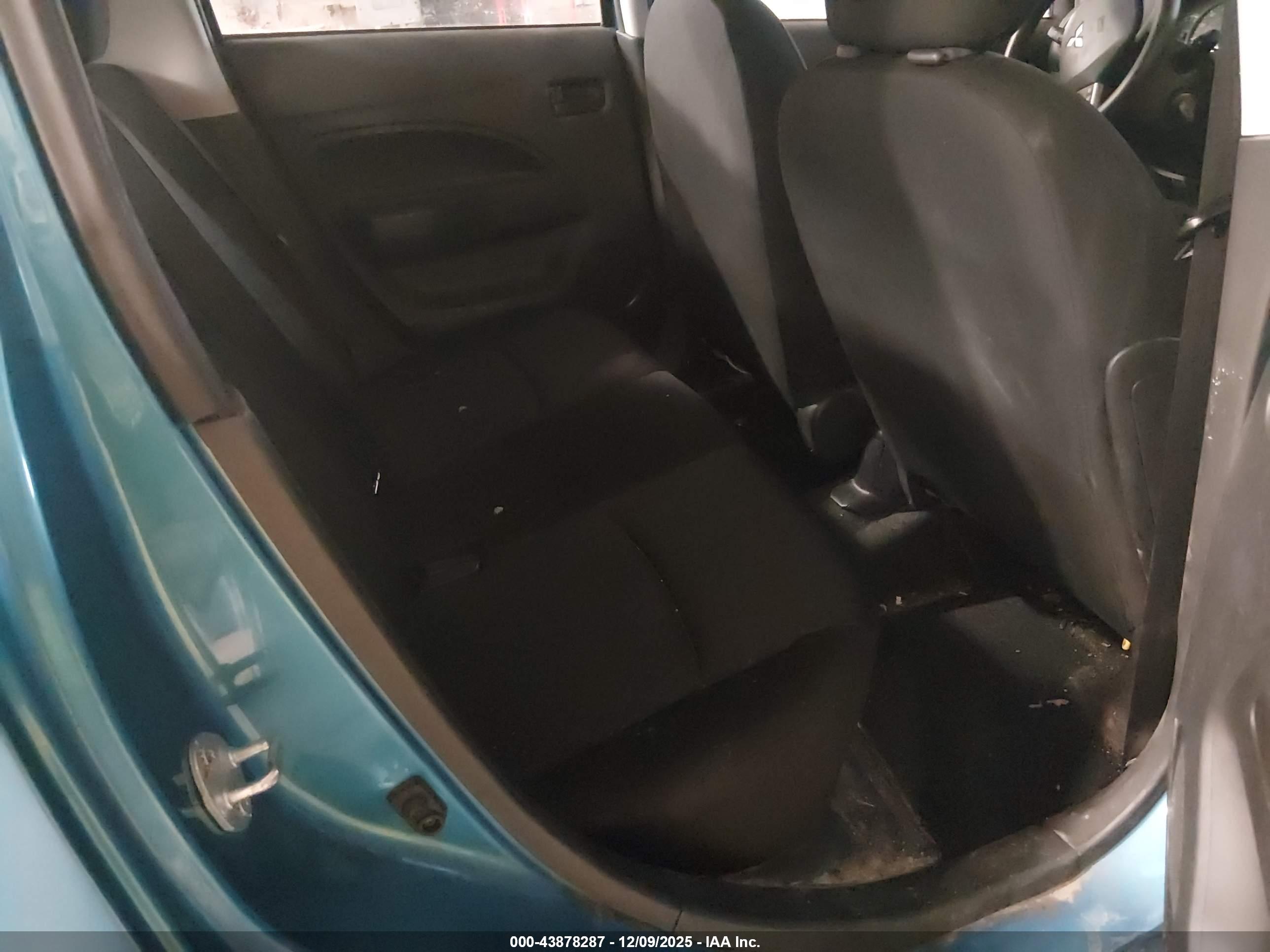MITSUBISHI MIRAGE image 8