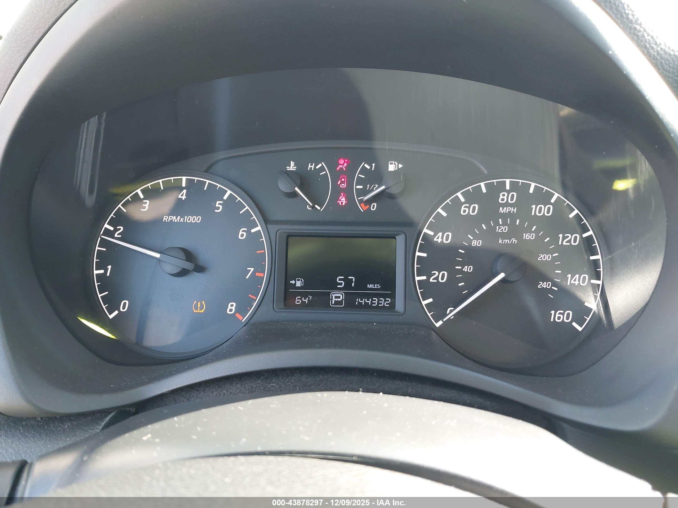 NISSAN SENTRA image 7
