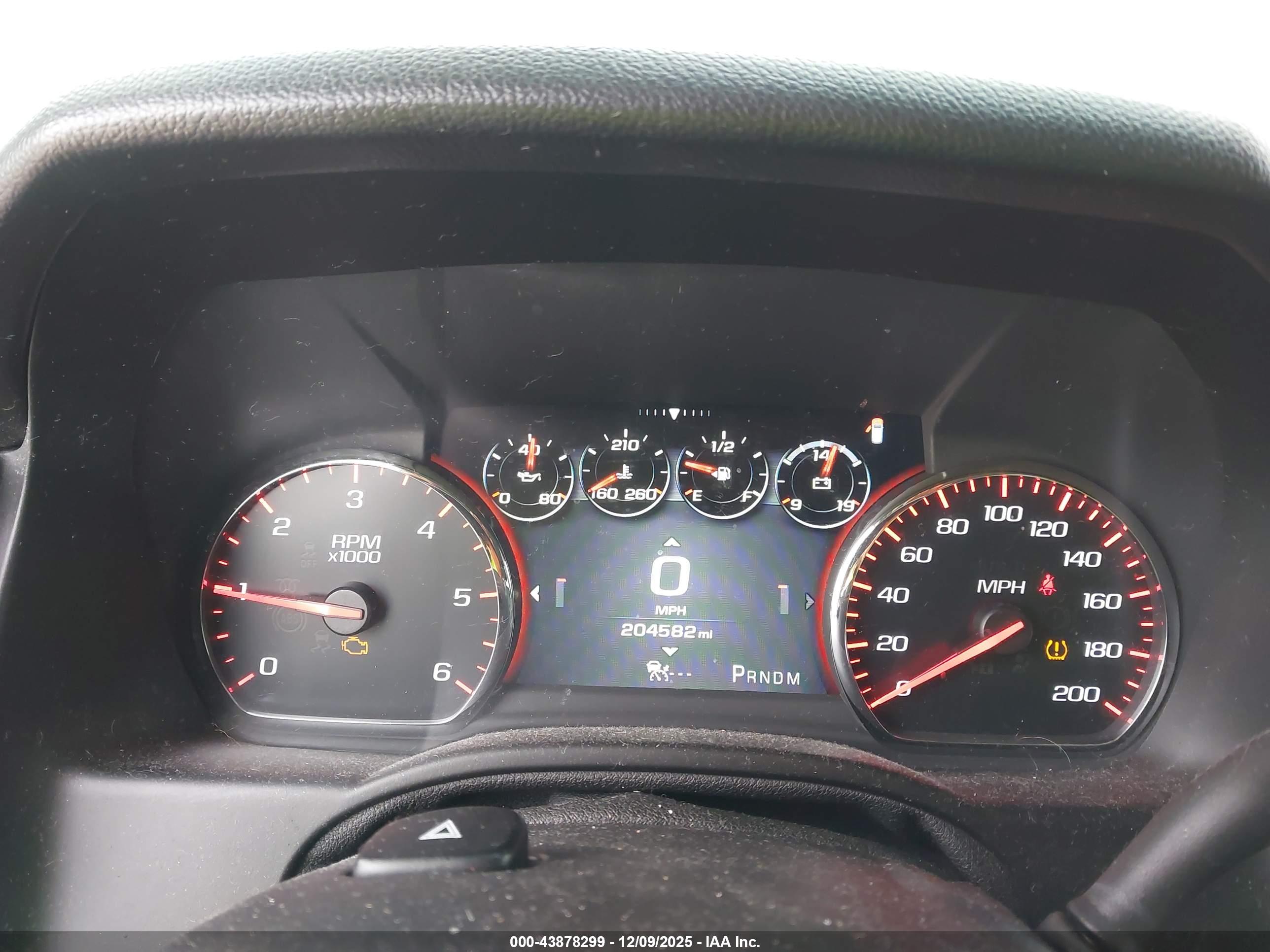 GMC YUKON image 7
