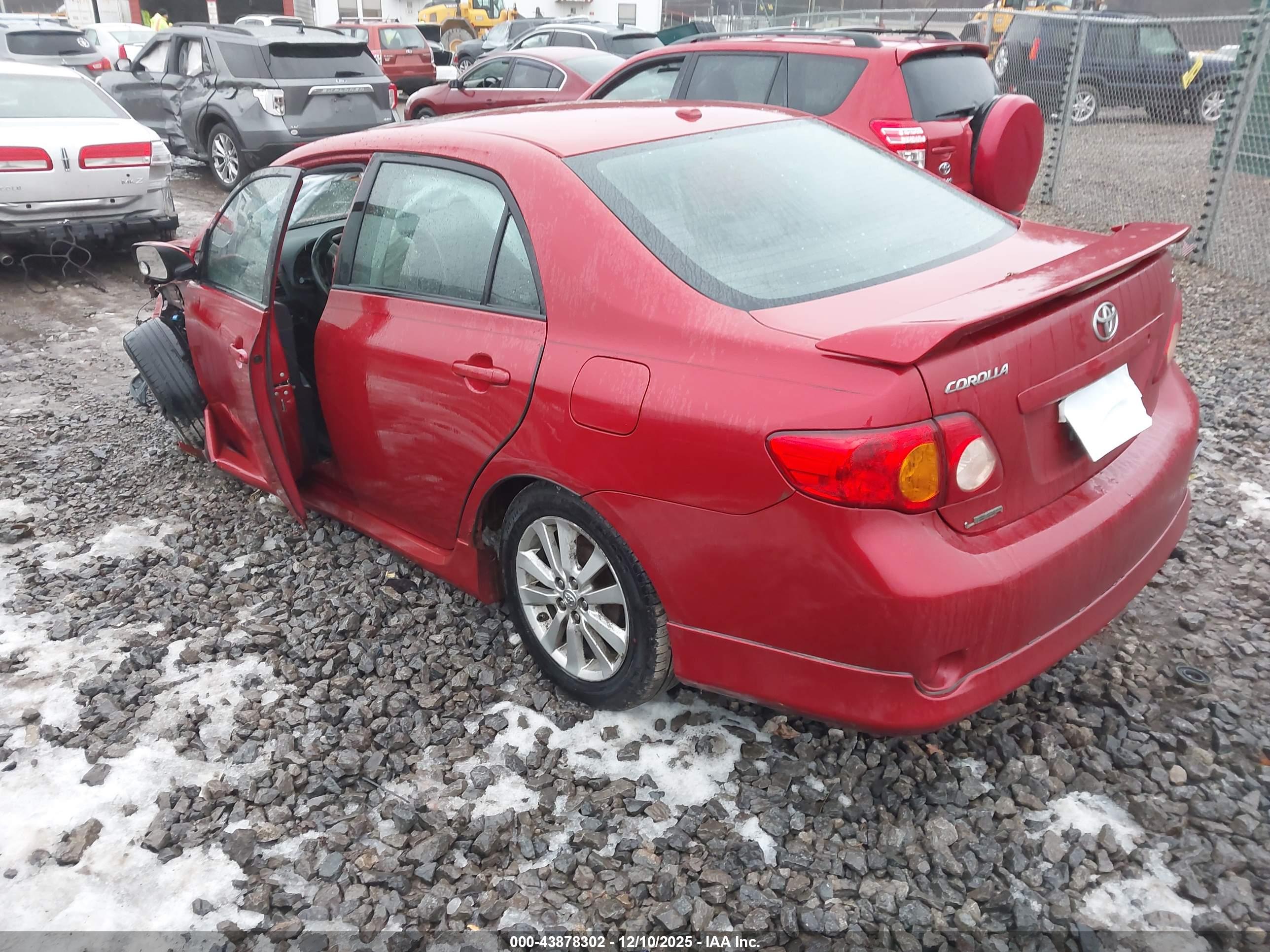 TOYOTA COROLLA image 3