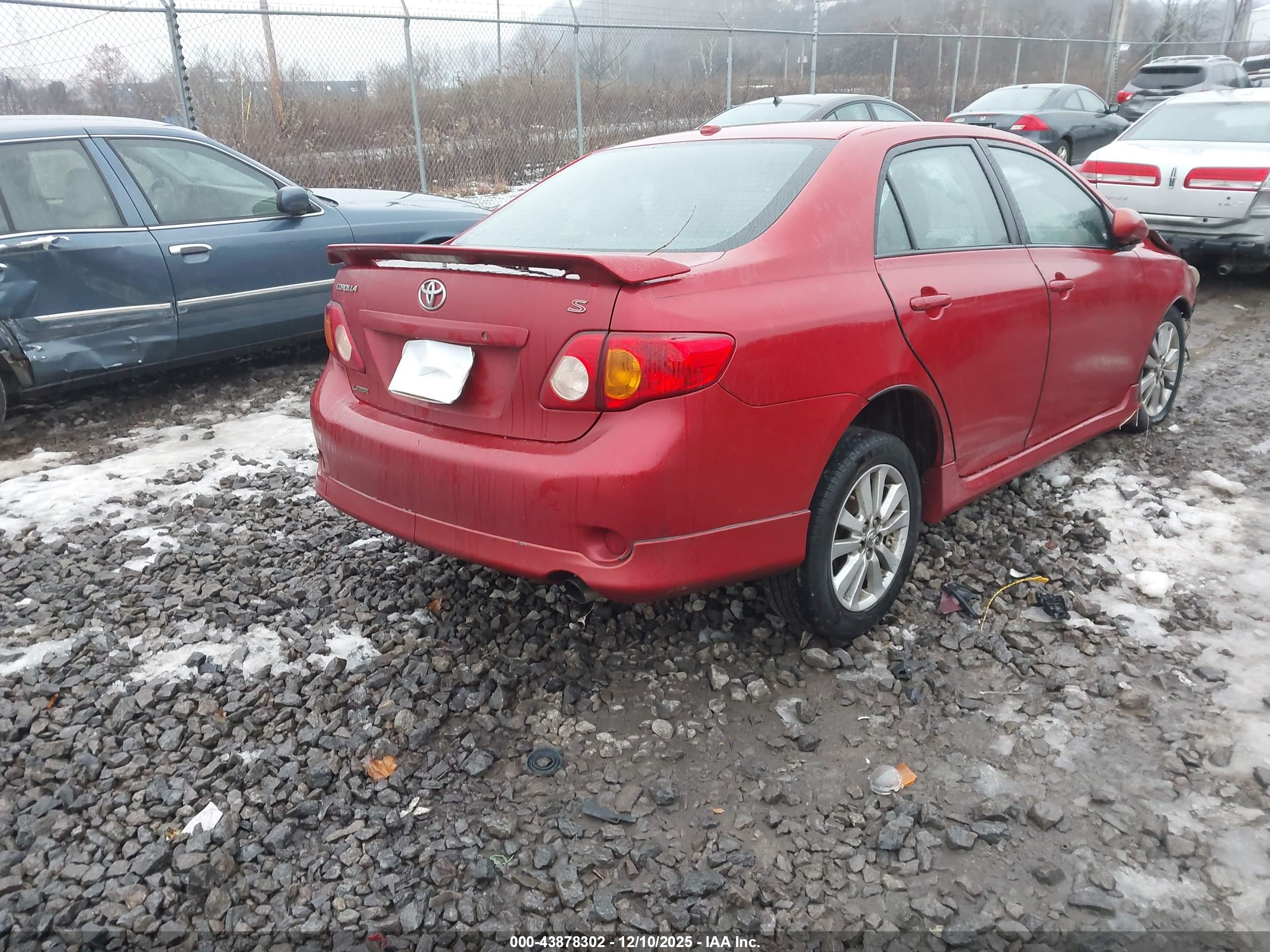 TOYOTA COROLLA image 4