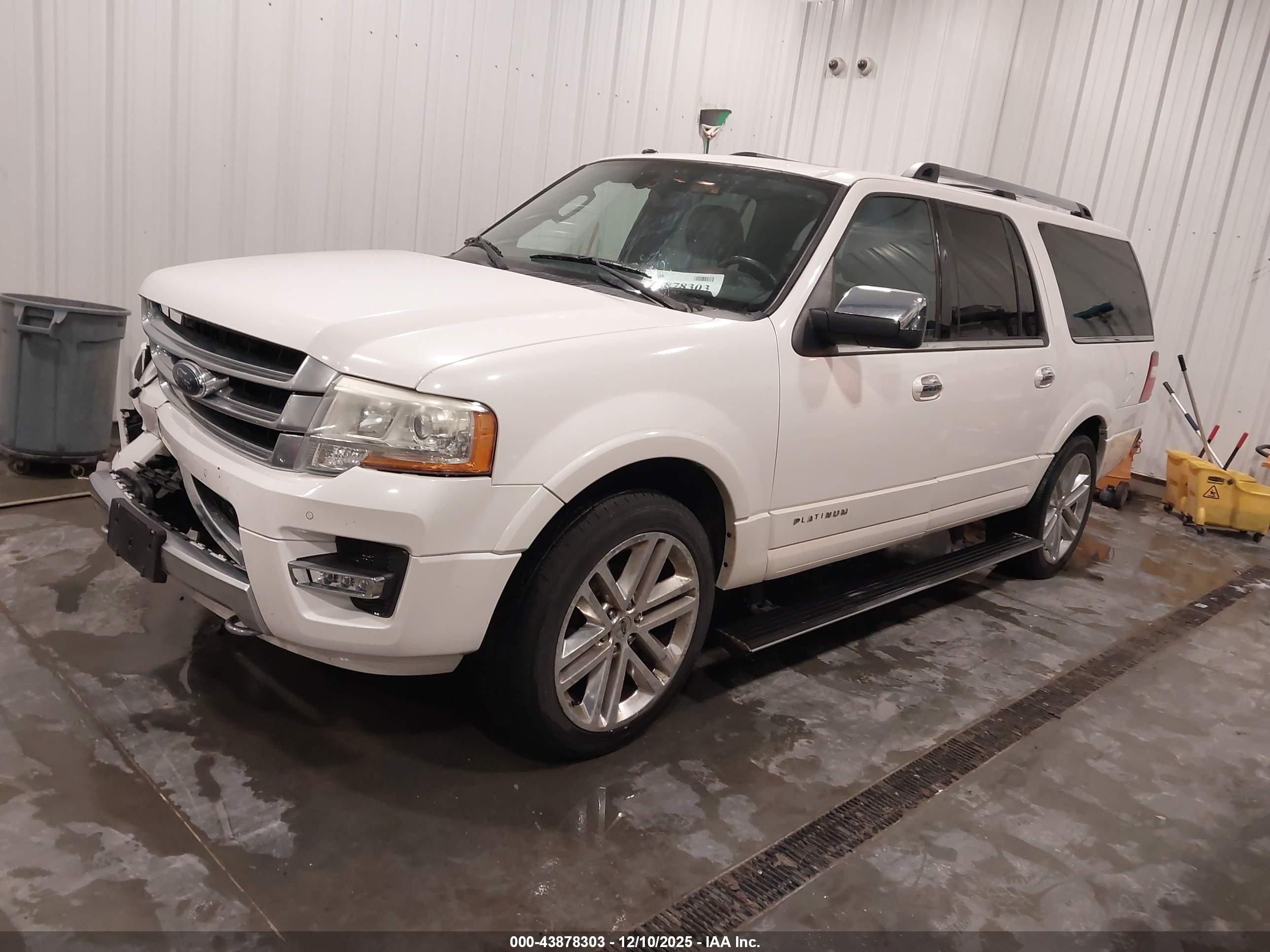 FORD EXPEDITION image 2