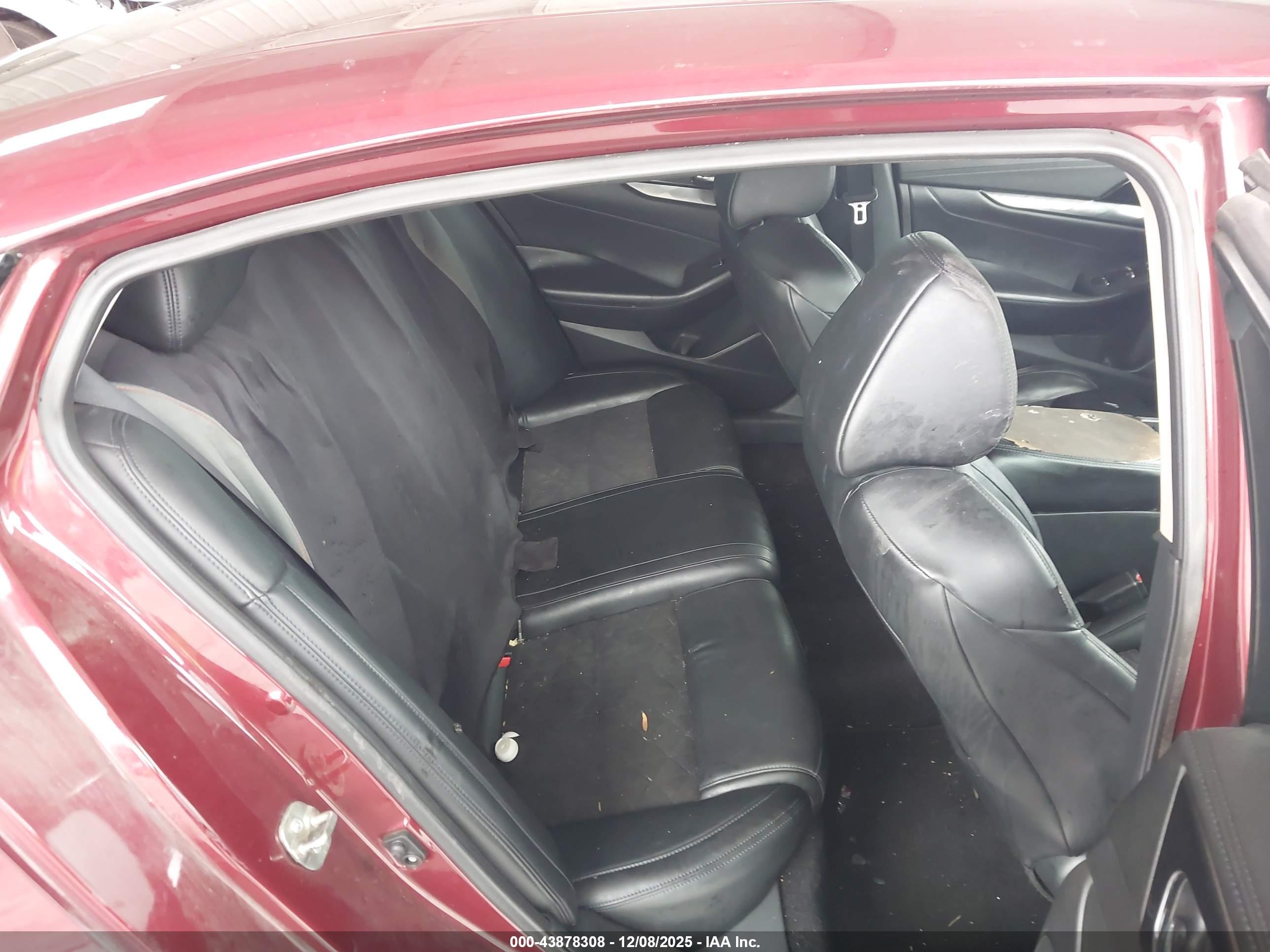 NISSAN MAXIMA image 8