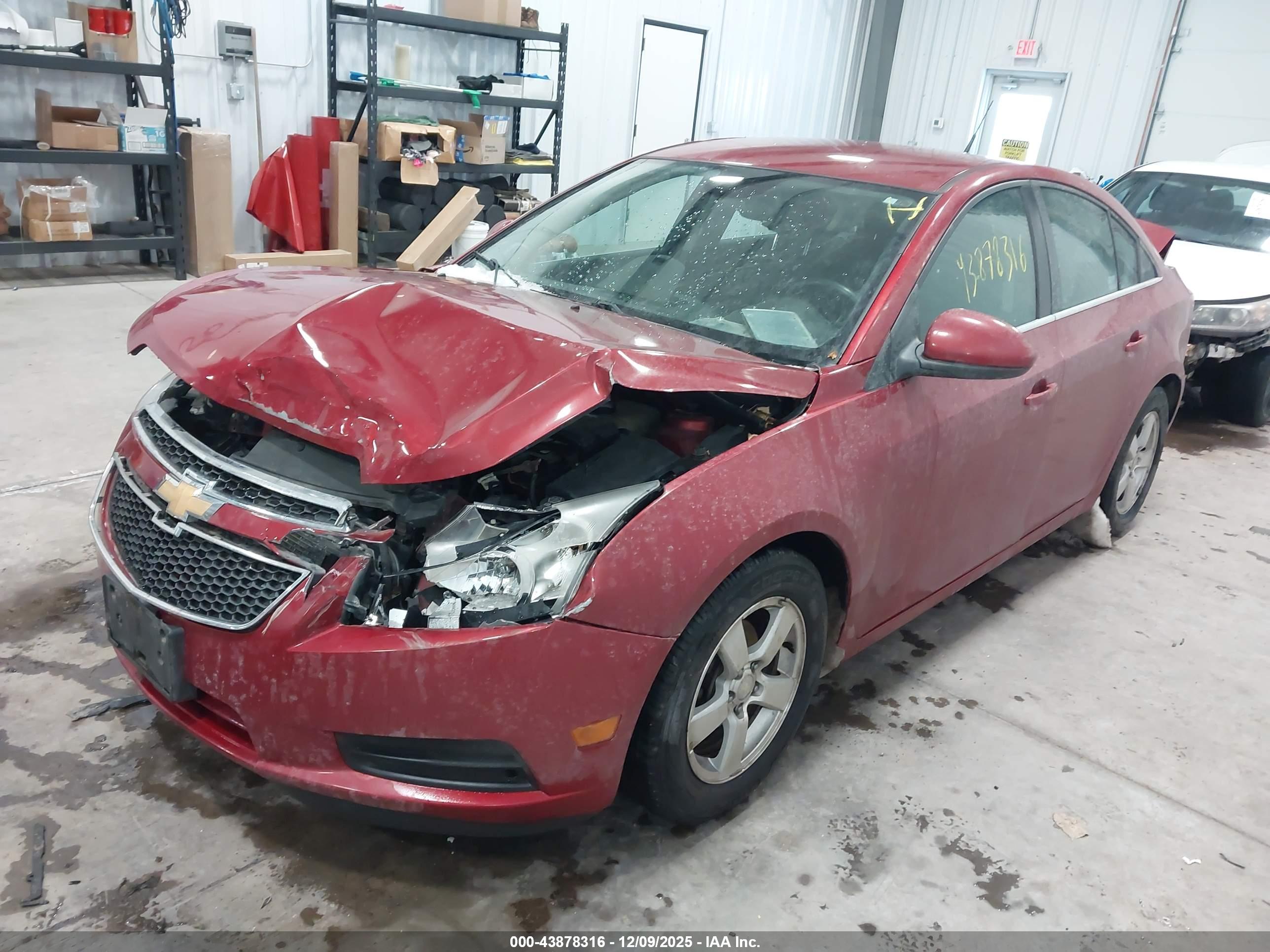 CHEVROLET CRUZE image 2