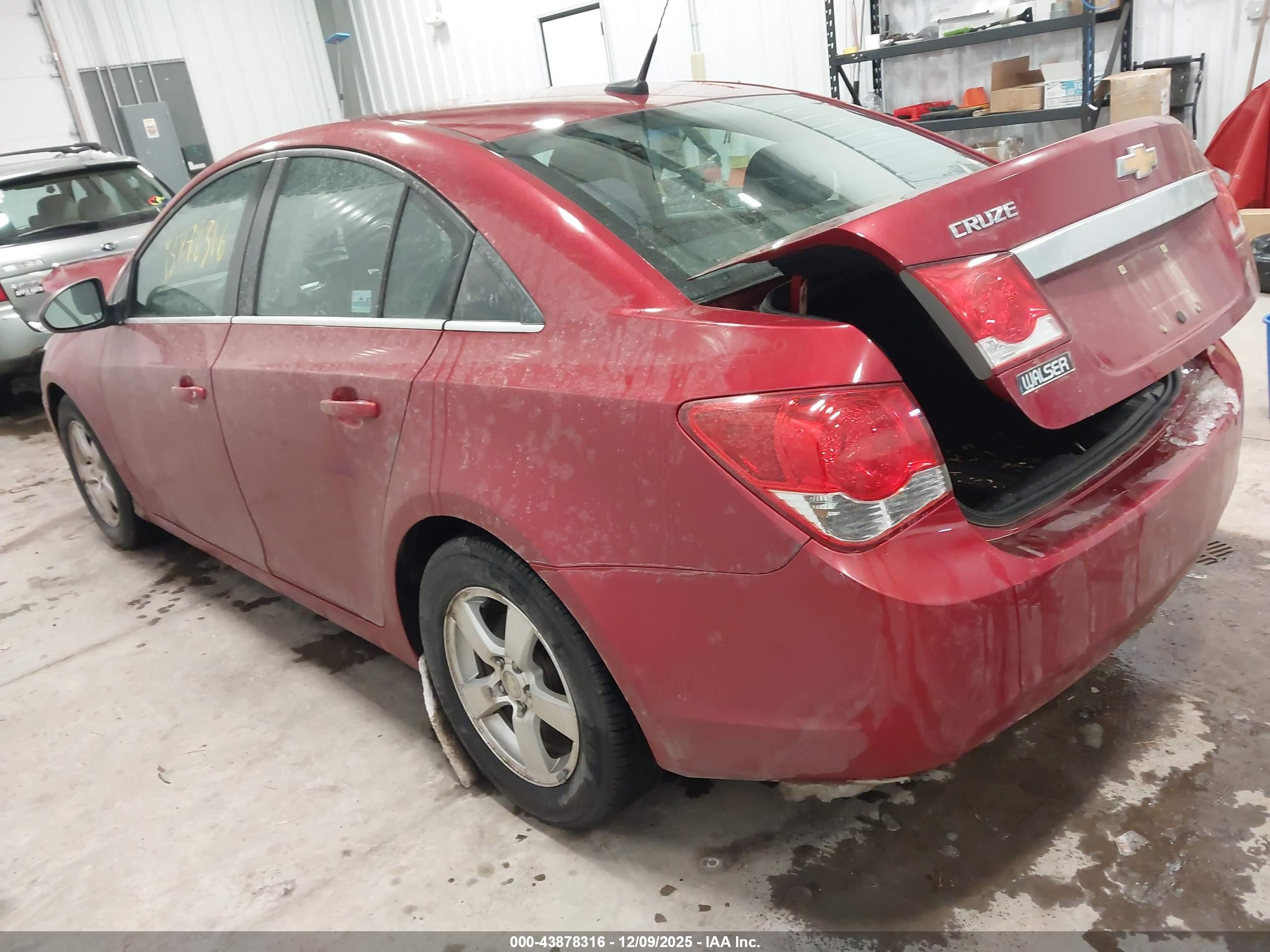 CHEVROLET CRUZE image 3