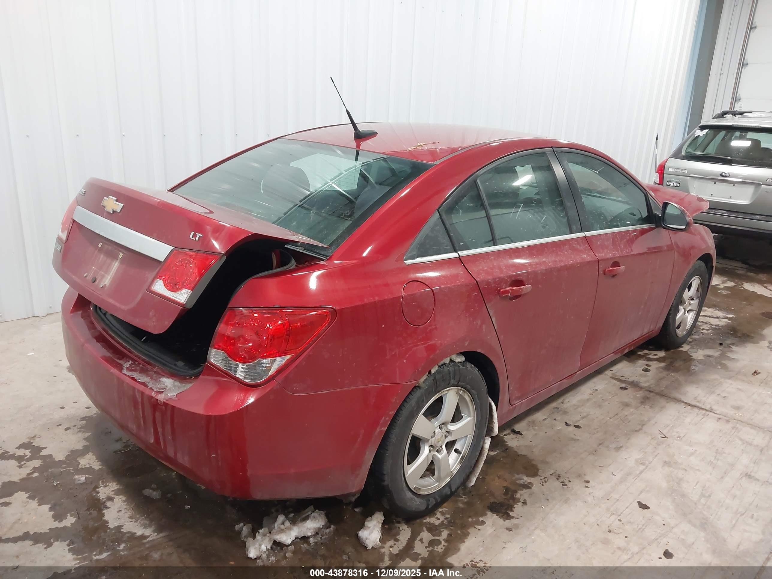 CHEVROLET CRUZE image 4