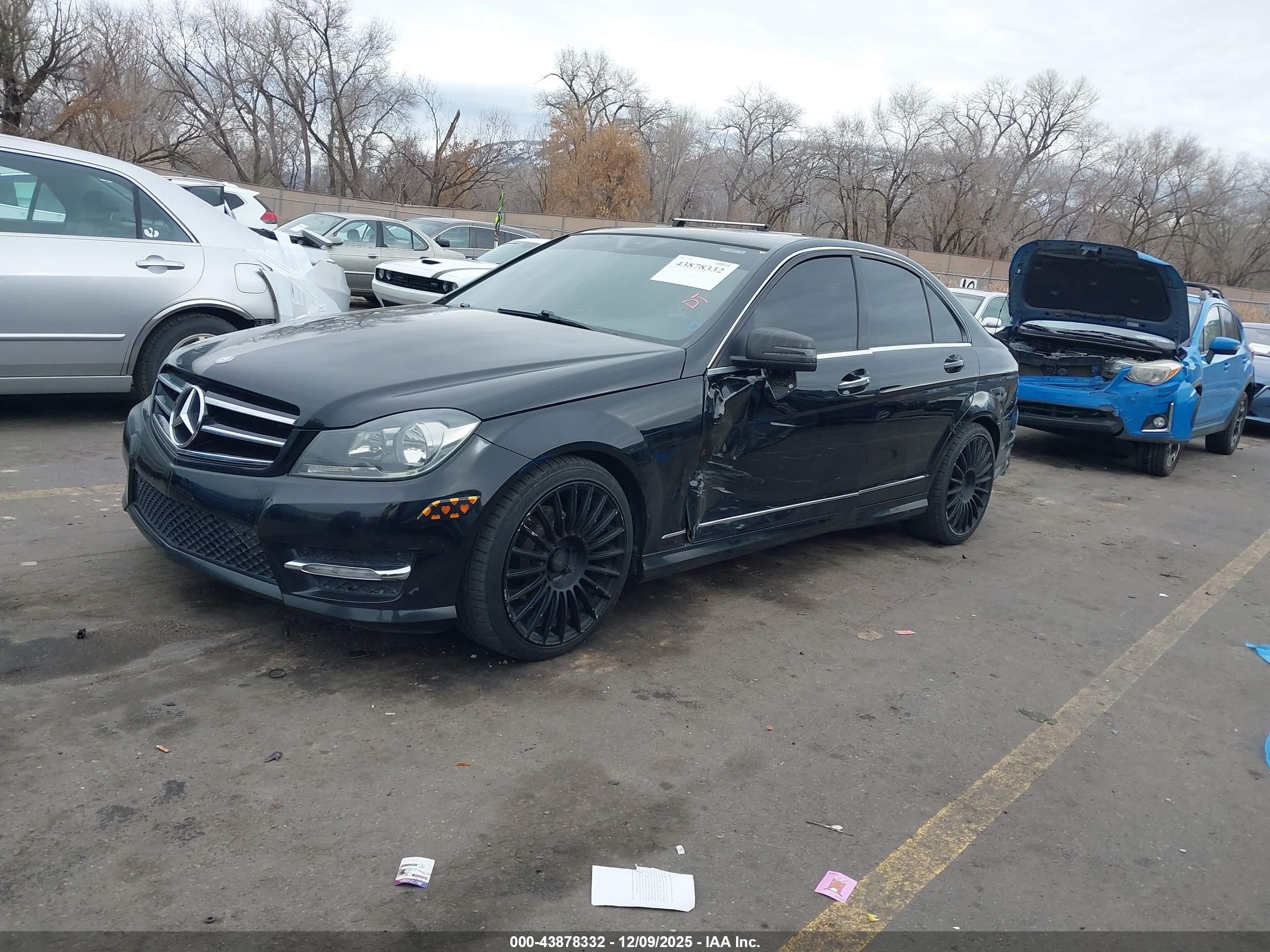 MERCEDES-BENZ C image 2