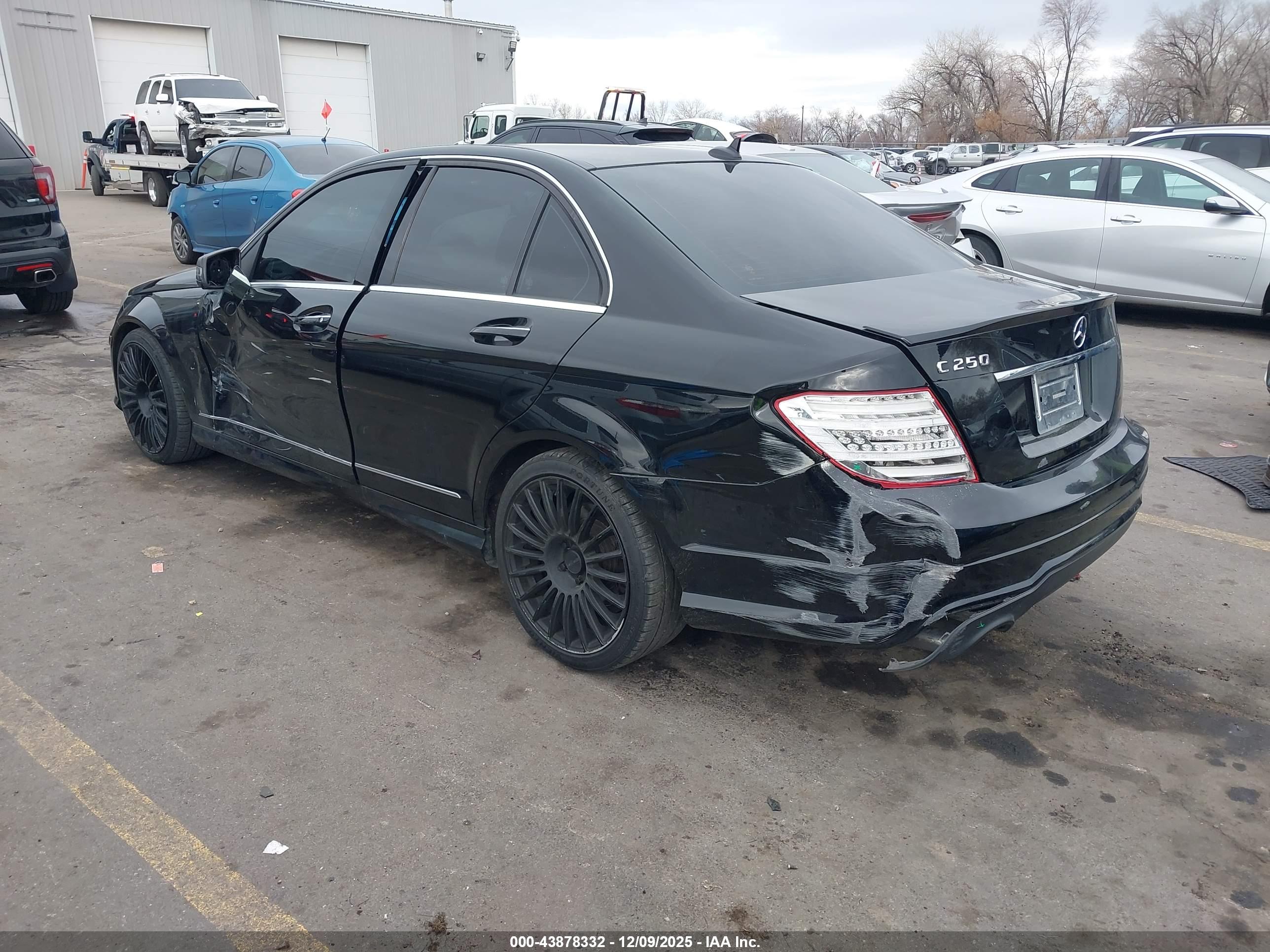 MERCEDES-BENZ C image 3