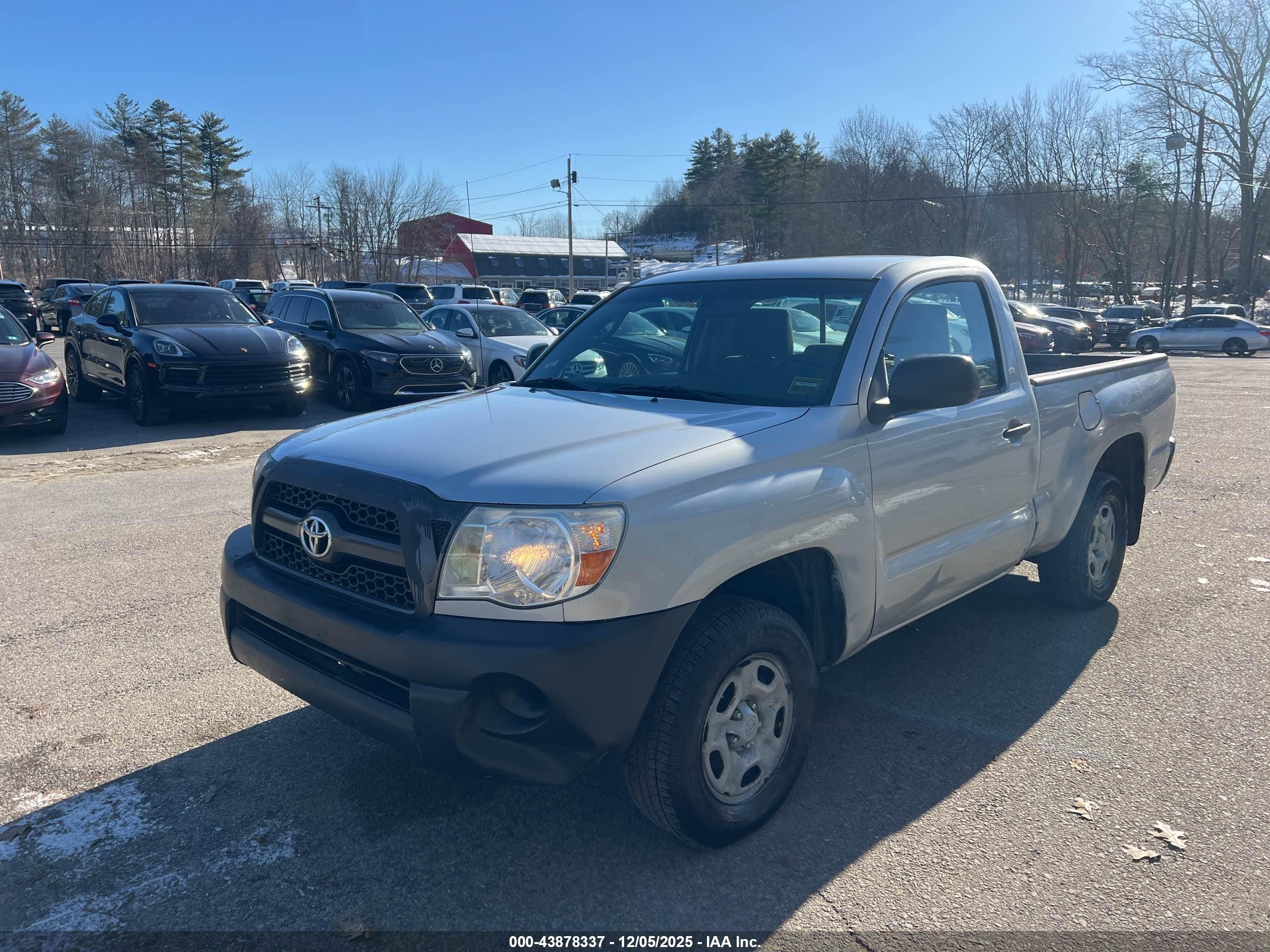 TOYOTA TACOMA image 2