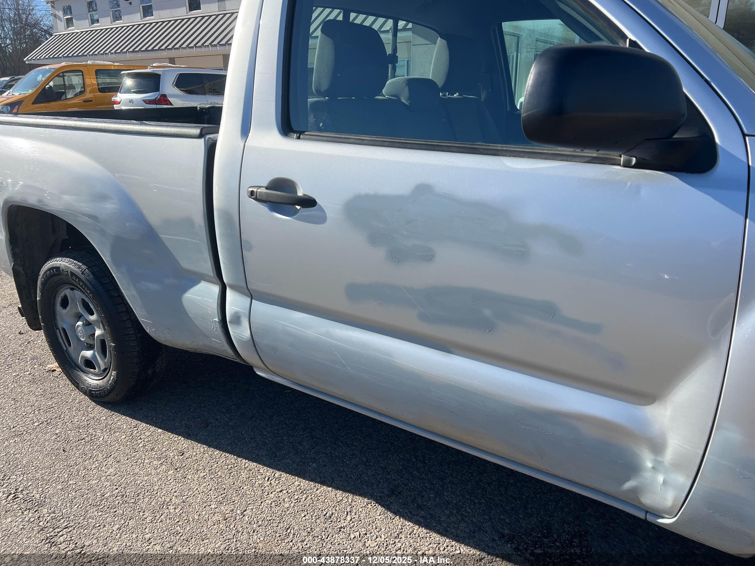 TOYOTA TACOMA image 6