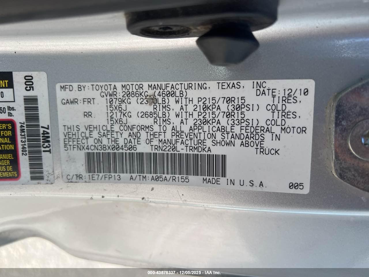 TOYOTA TACOMA image 9