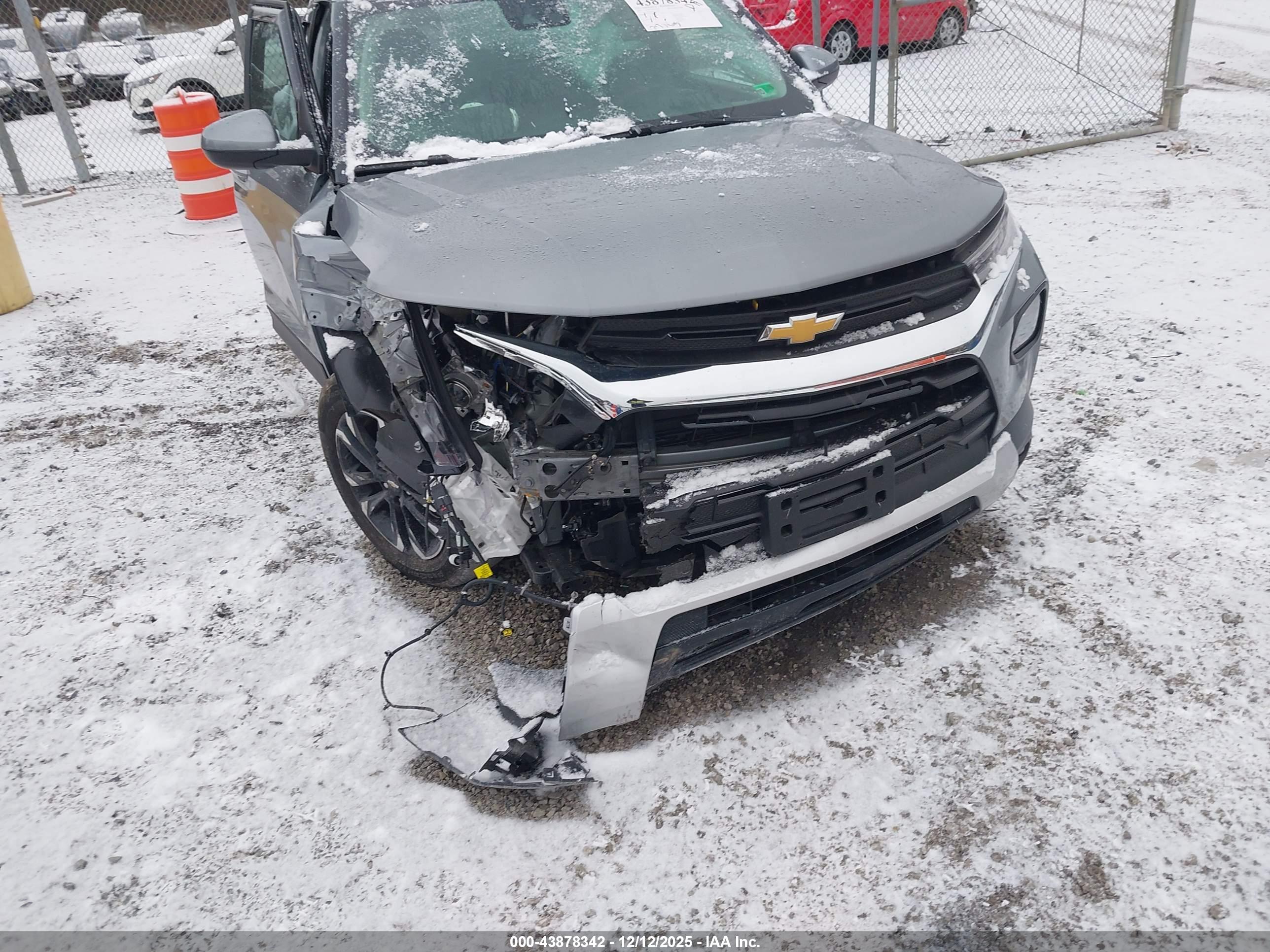 CHEVROLET TRAILBLAZER image 6