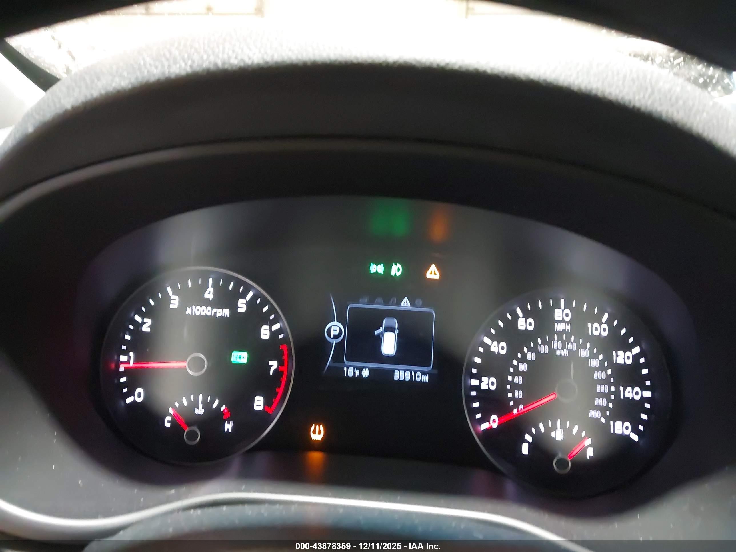 KIA SPORTAGE image 7
