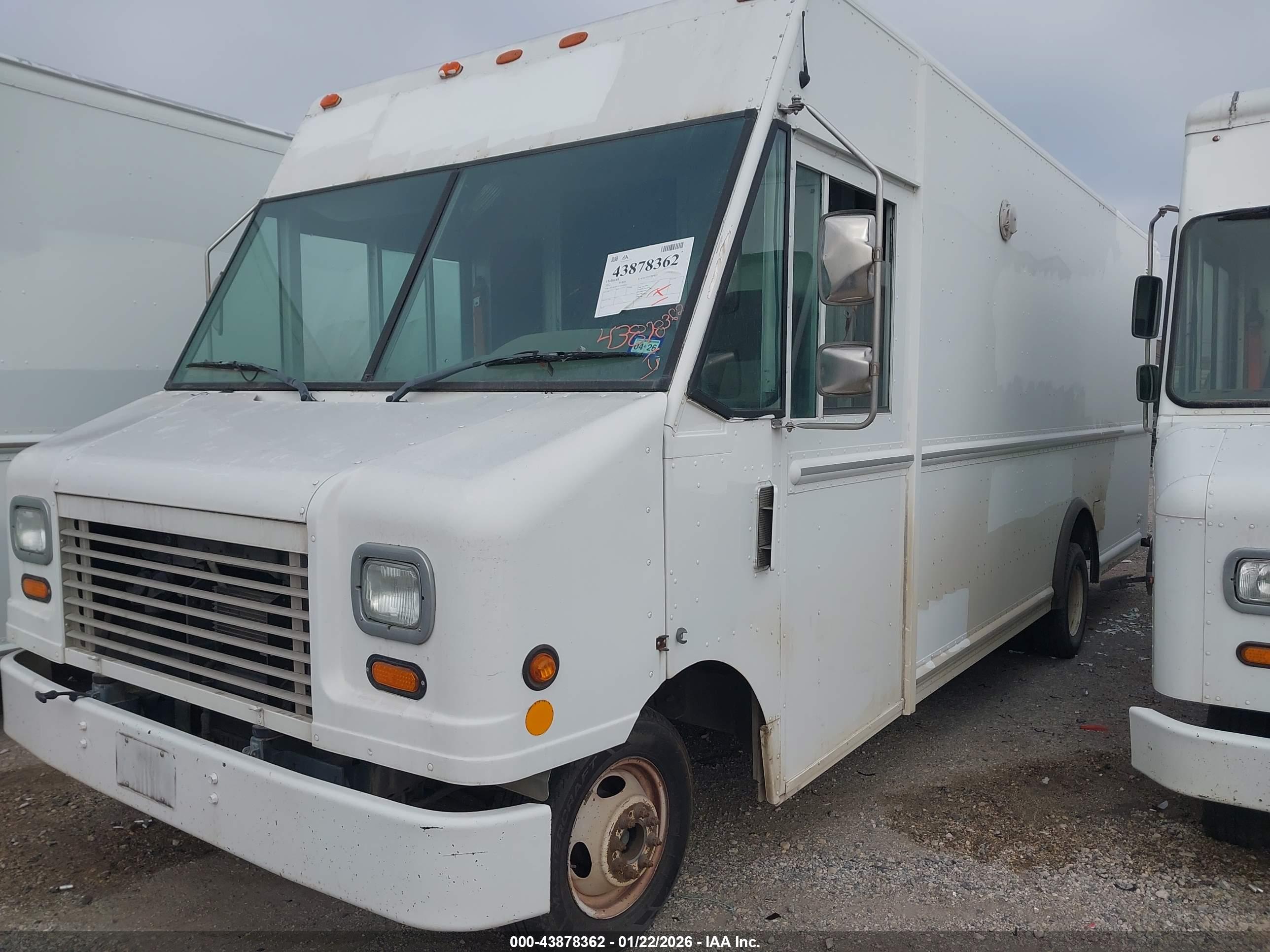 FORD E-450 image 2