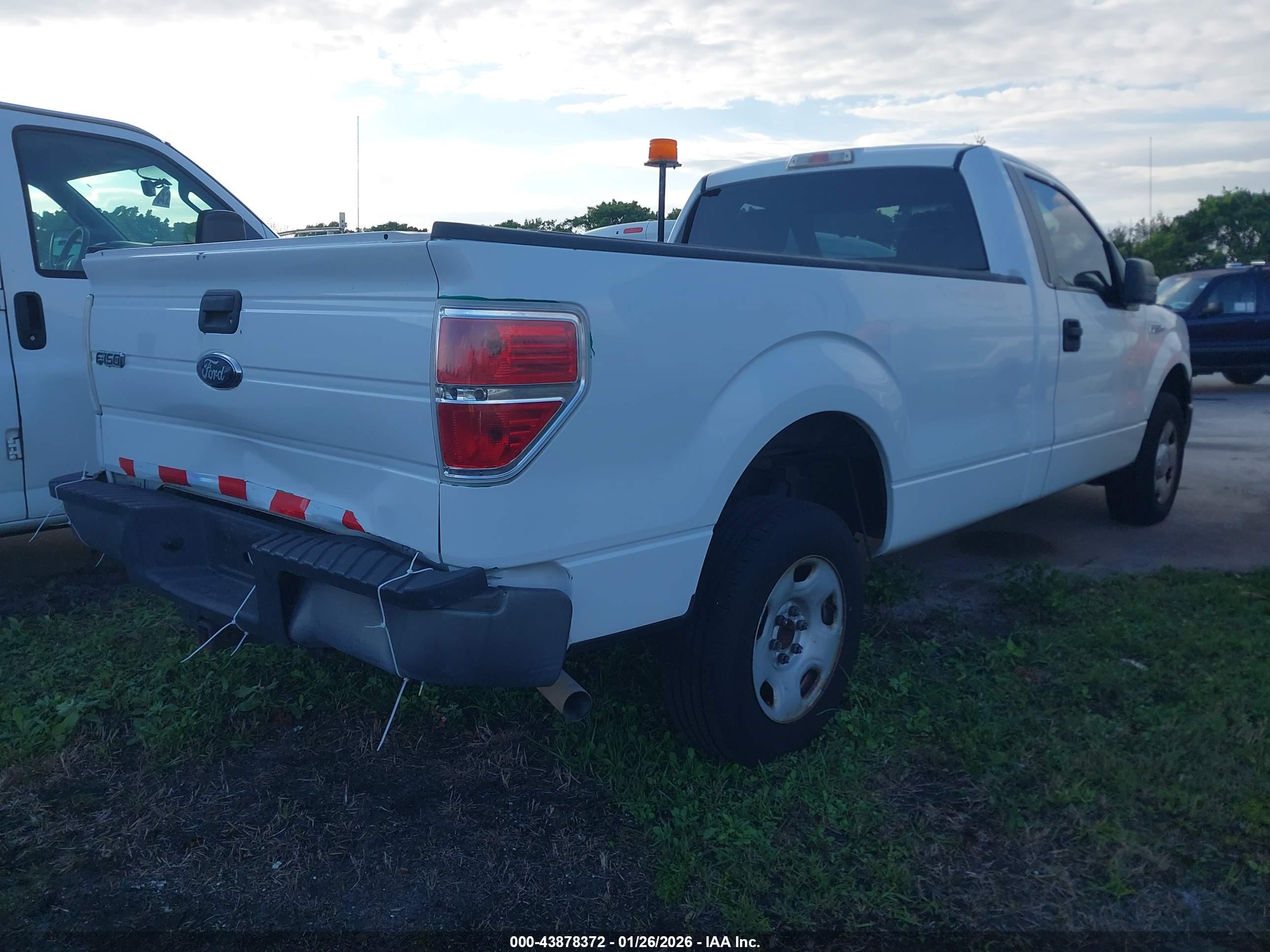 FORD F-150 image 4