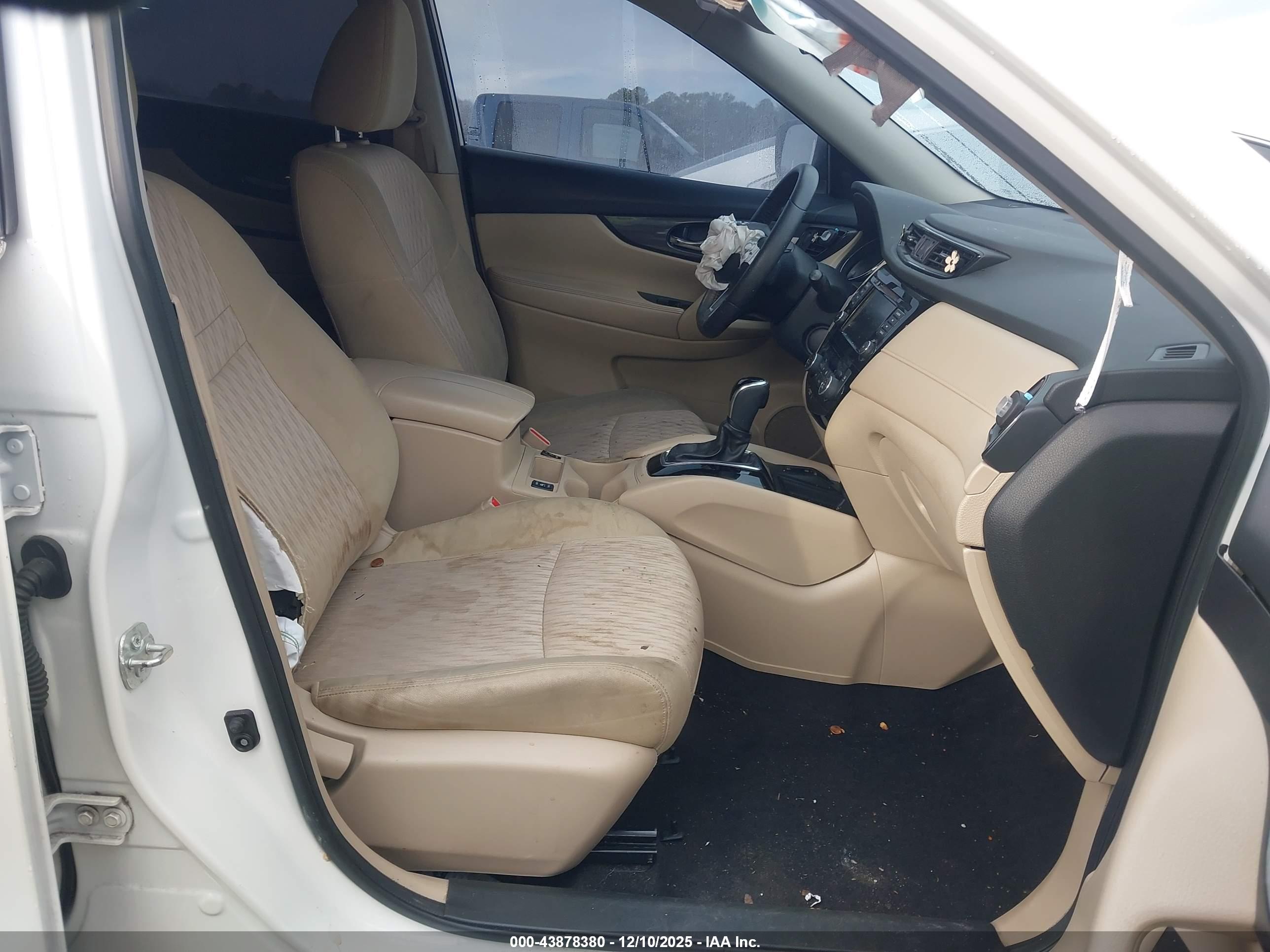NISSAN ROGUE image 5