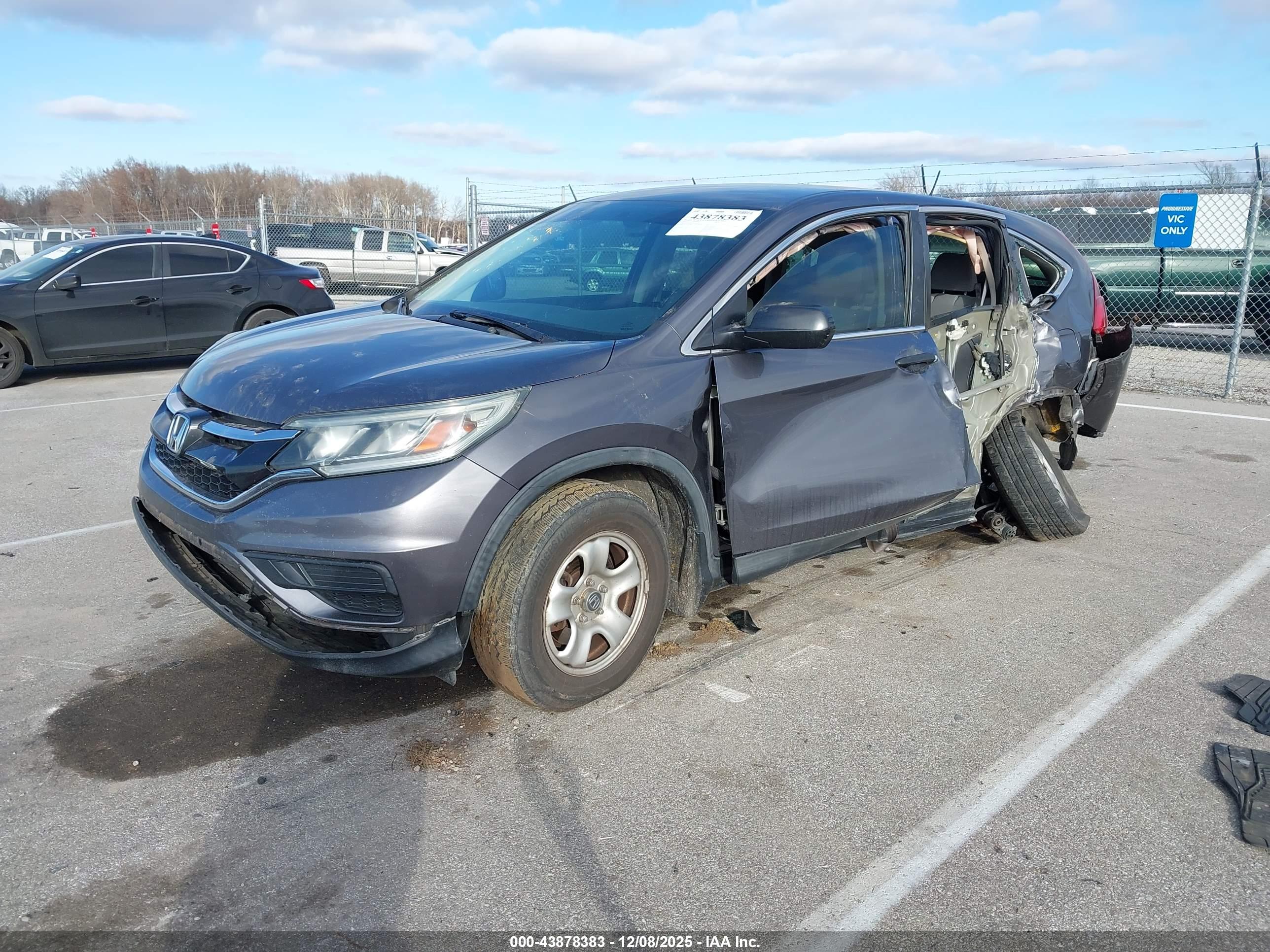 HONDA CR-V image 2