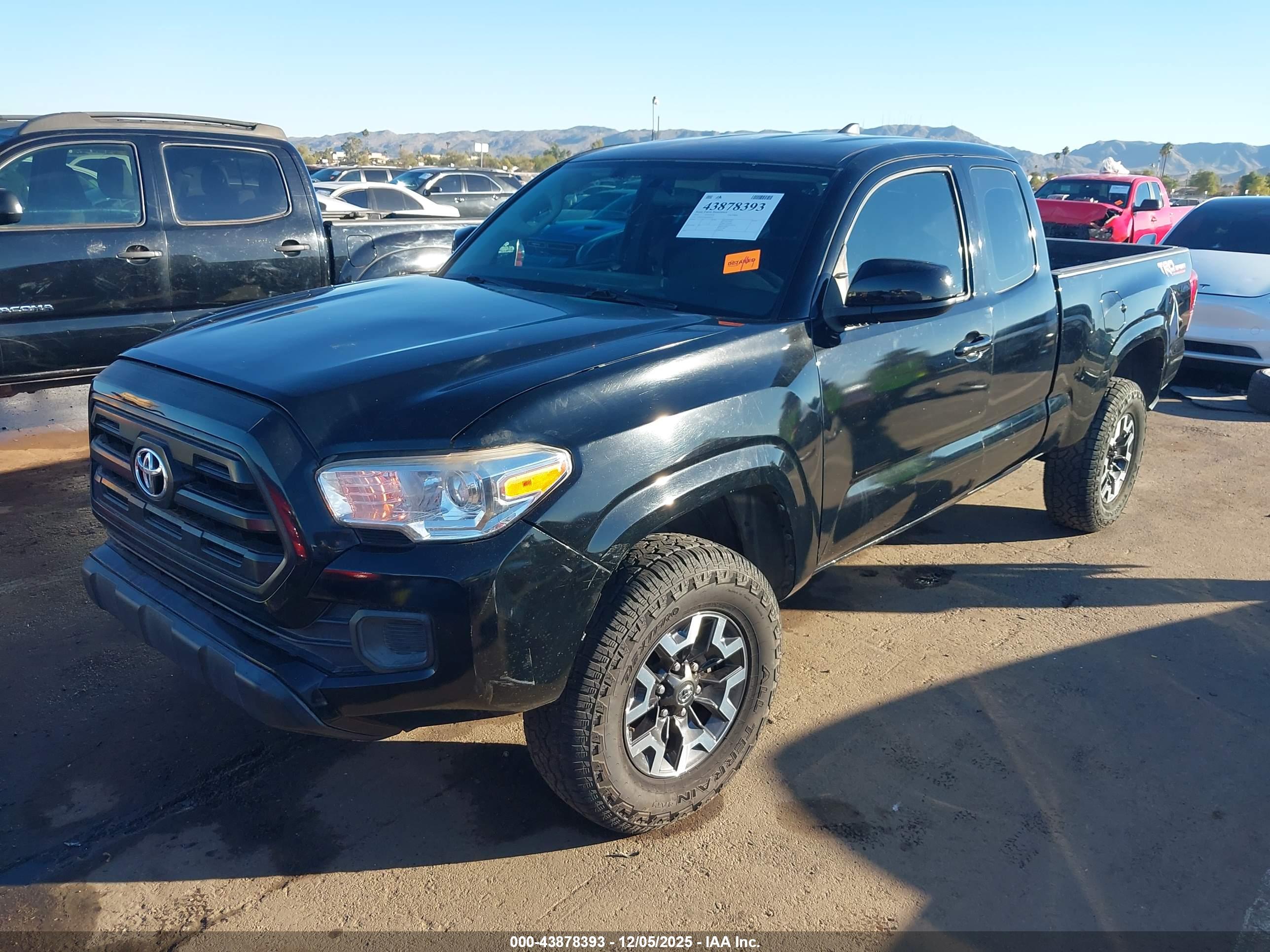 TOYOTA TACOMA image 2