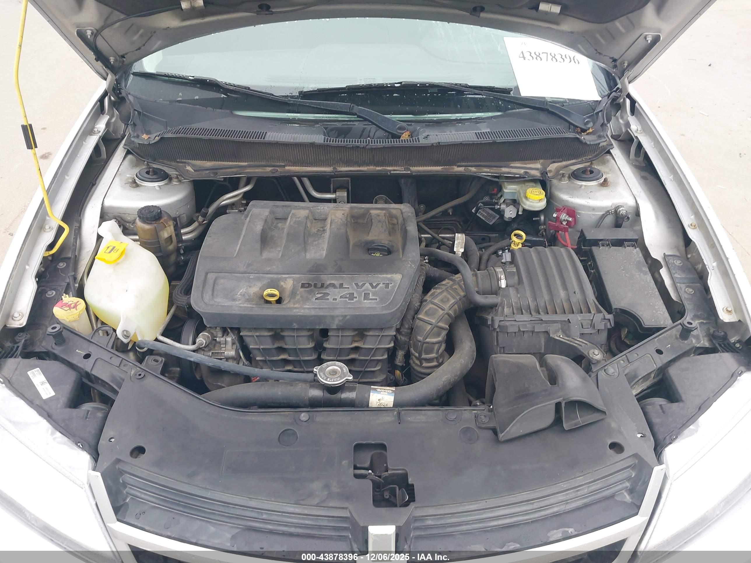 DODGE AVENGER image 10