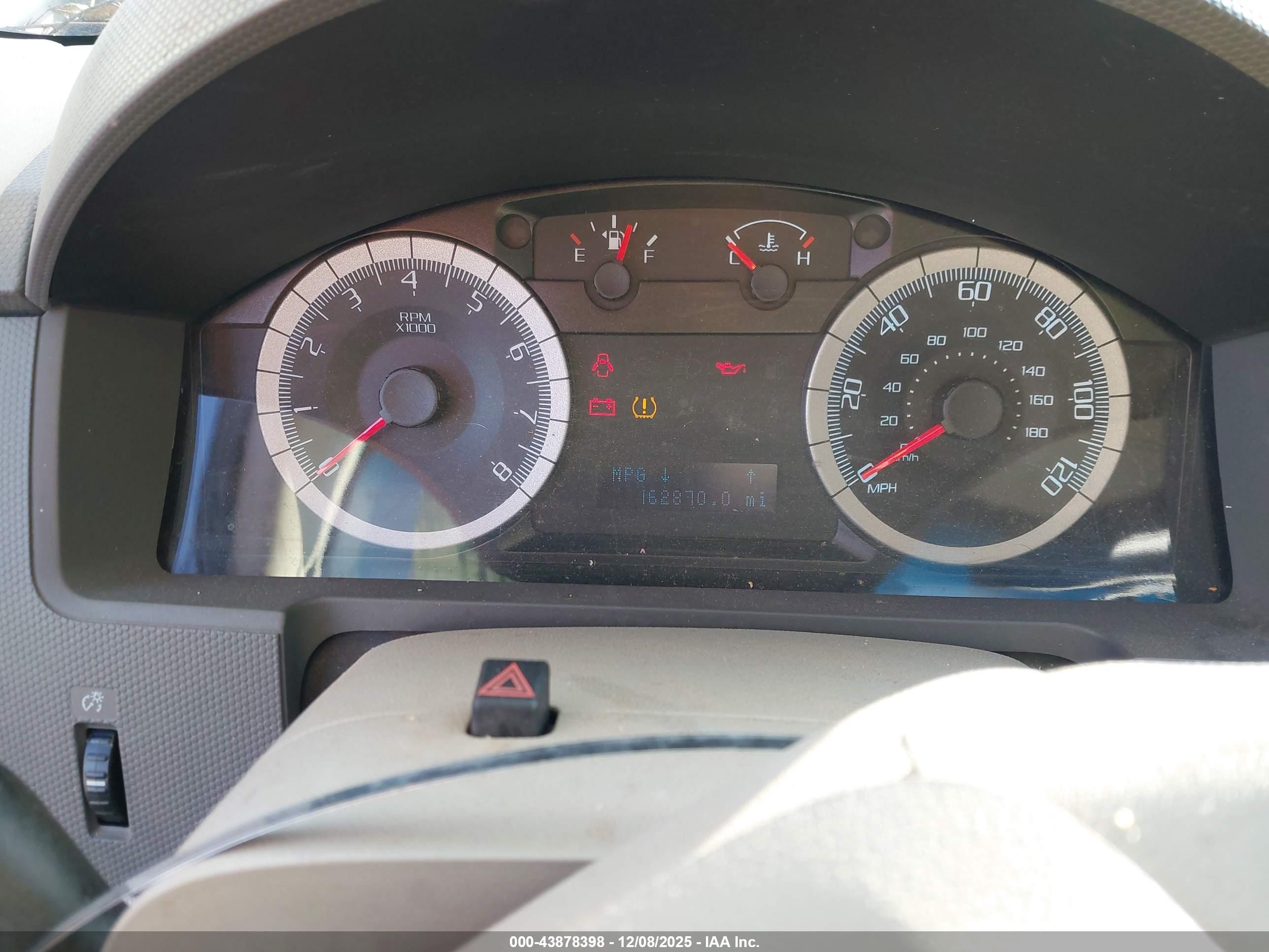 FORD ESCAPE image 7