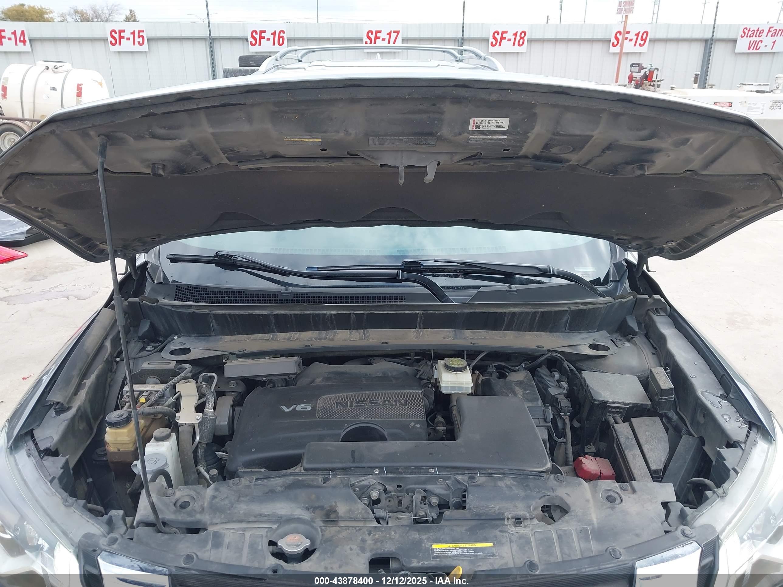 NISSAN PATHFINDER image 10
