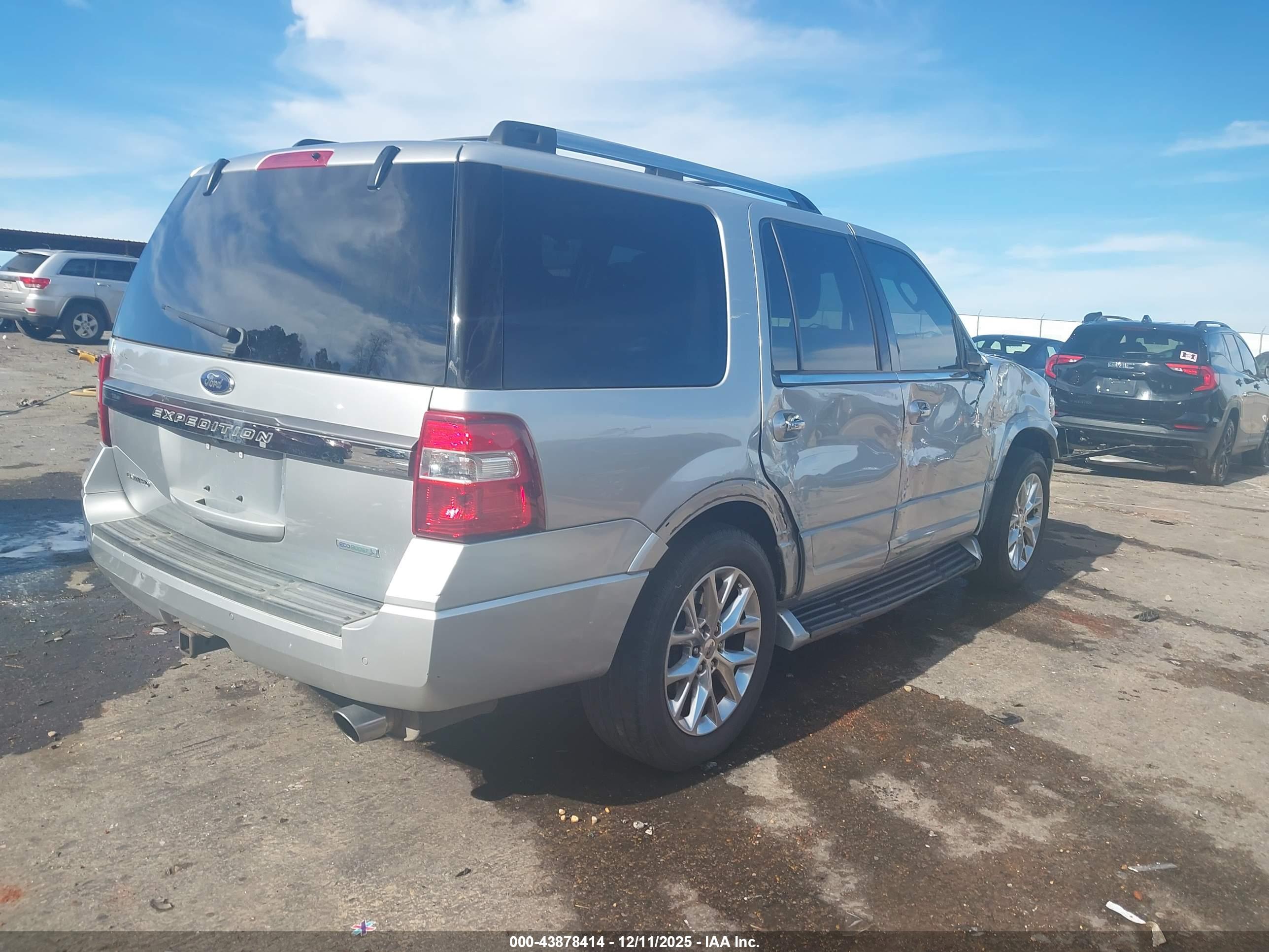 FORD EXPEDITION image 4