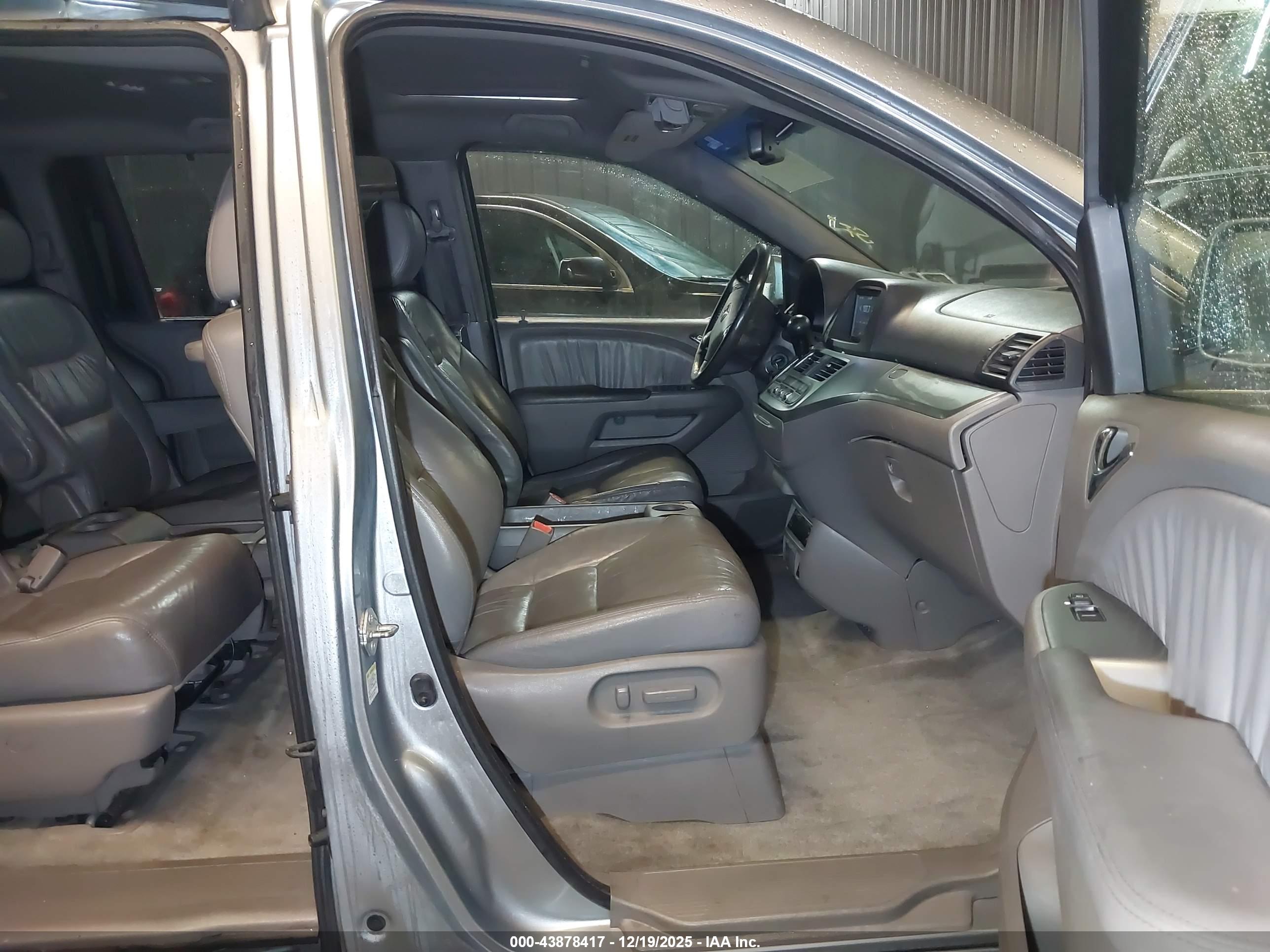 HONDA ODYSSEY image 5
