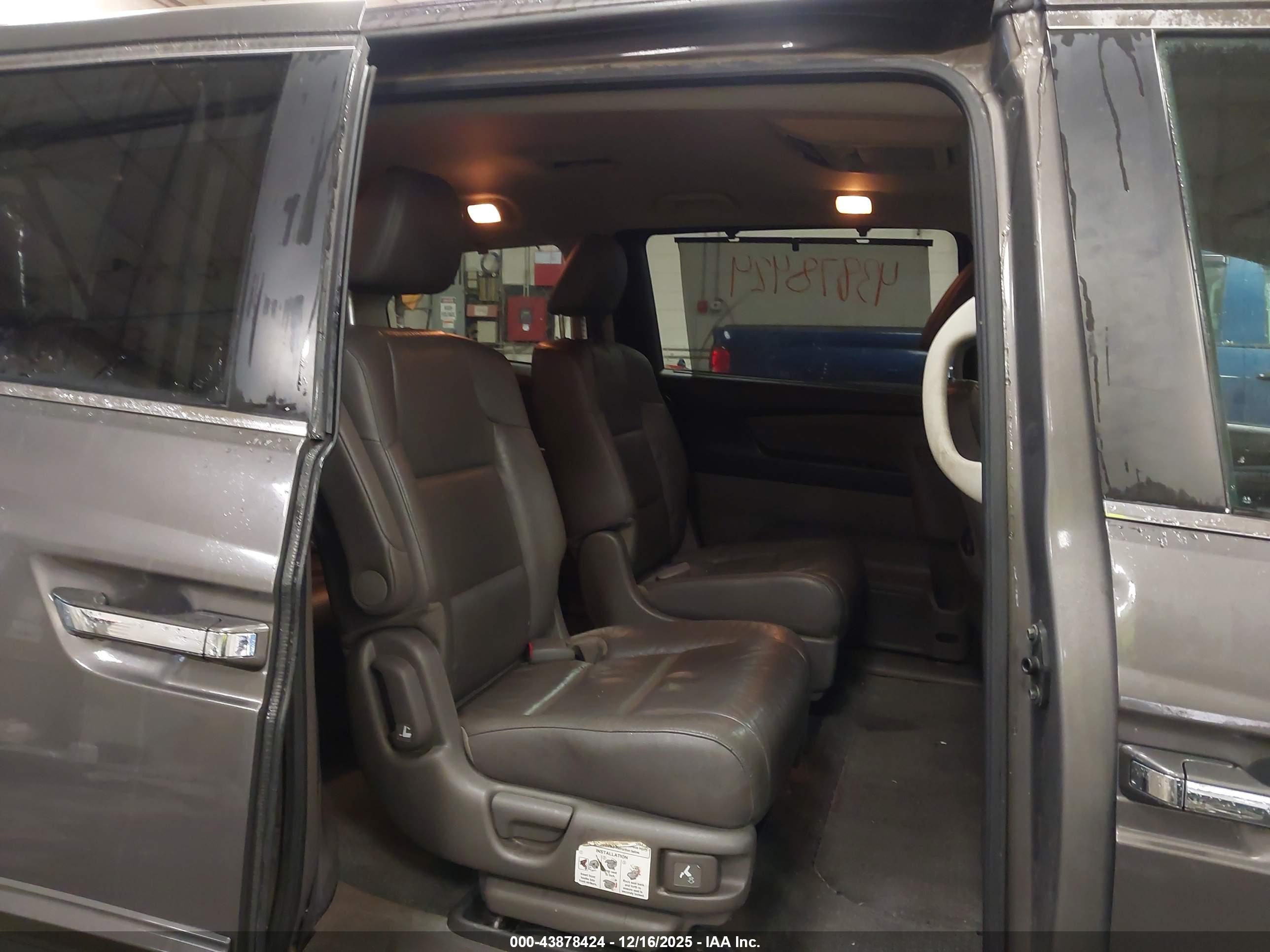 HONDA ODYSSEY image 8