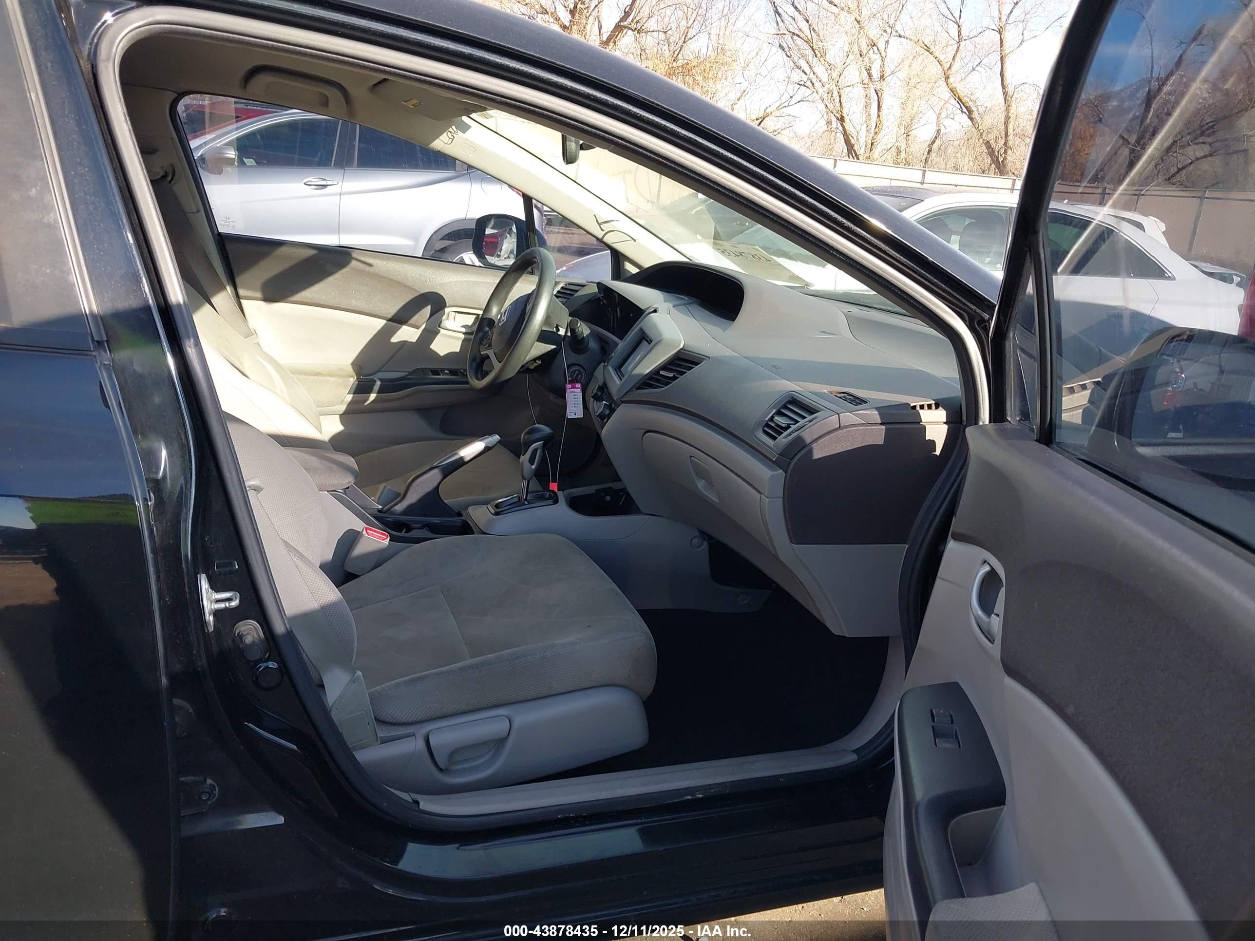 HONDA CIVIC image 5