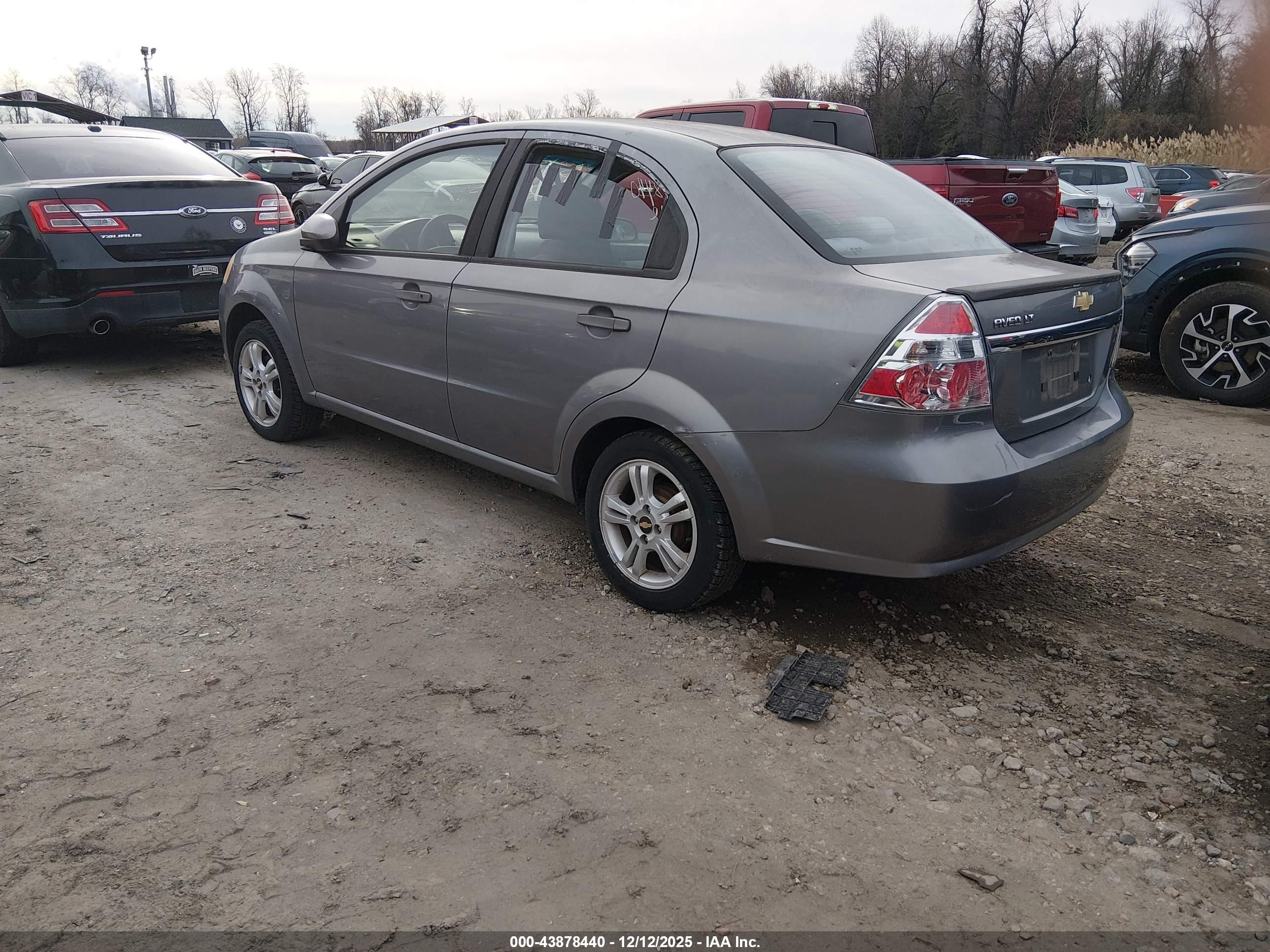CHEVROLET AVEO image 3