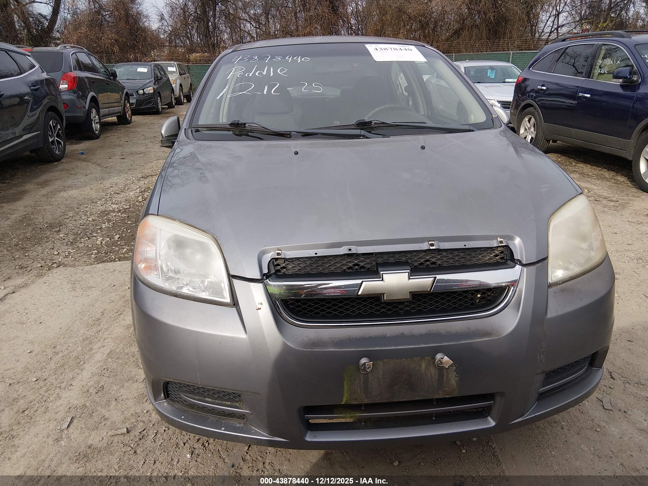 CHEVROLET AVEO image 6
