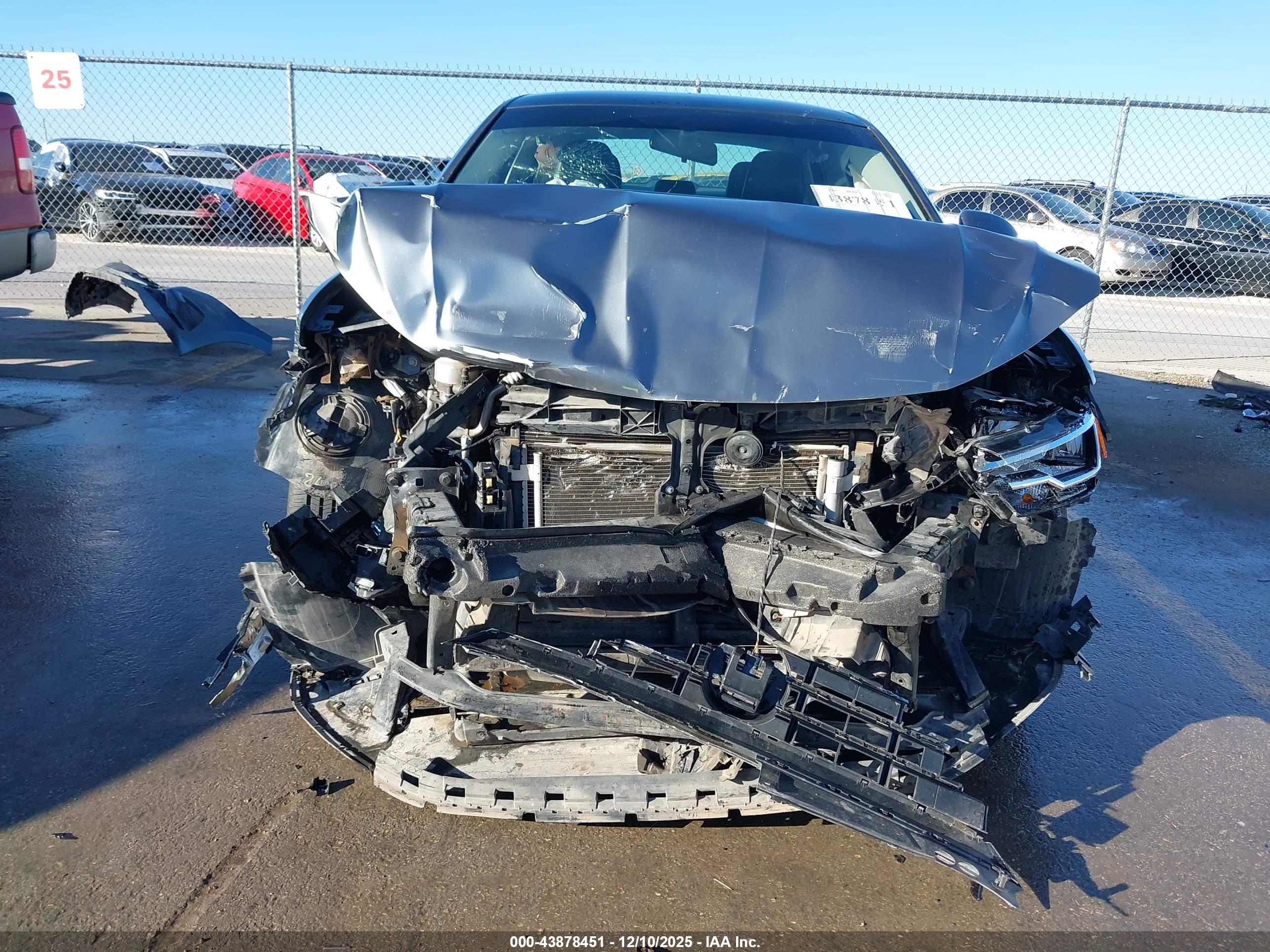 VOLKSWAGEN JETTA image 6