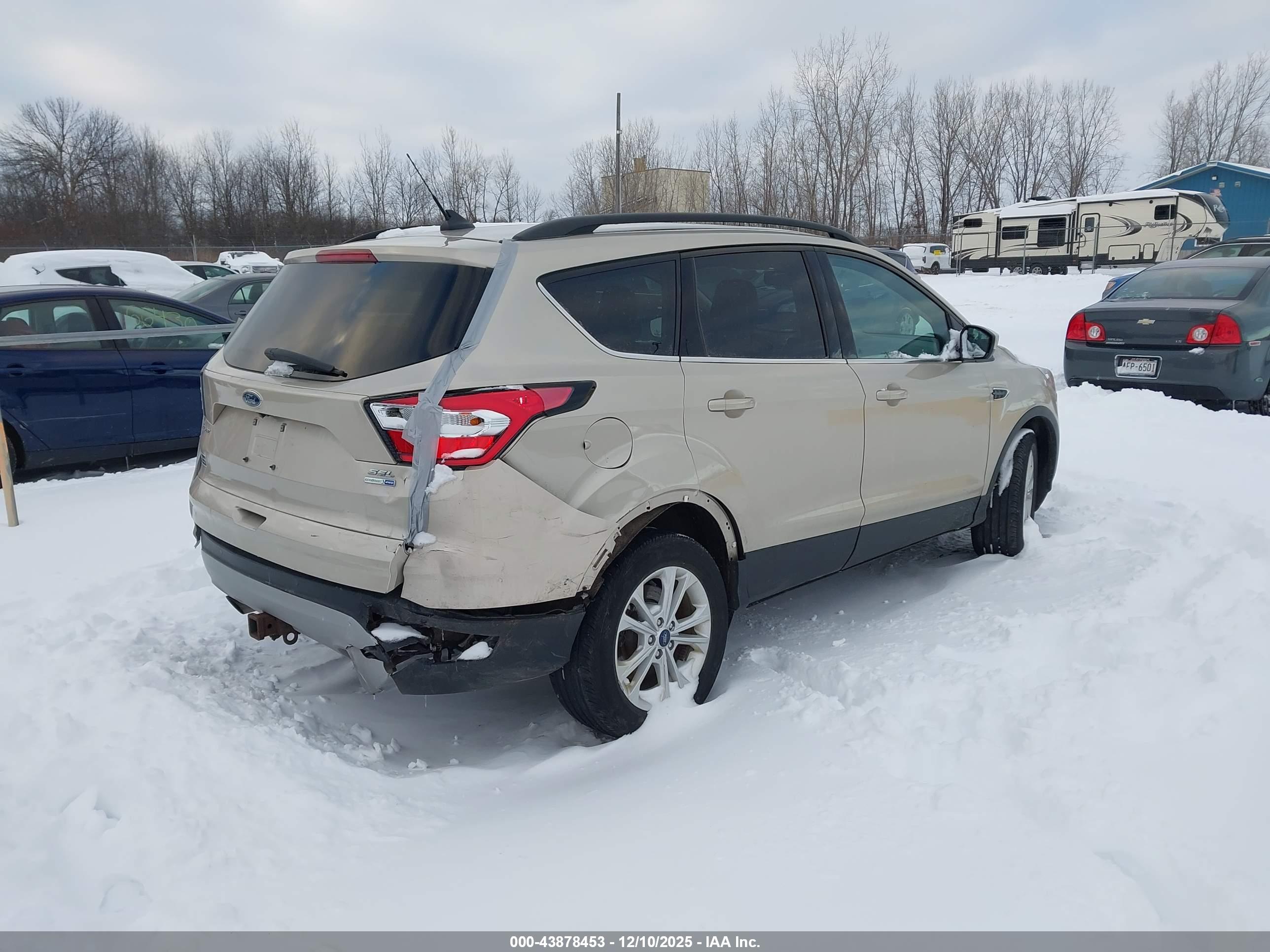 FORD ESCAPE image 4